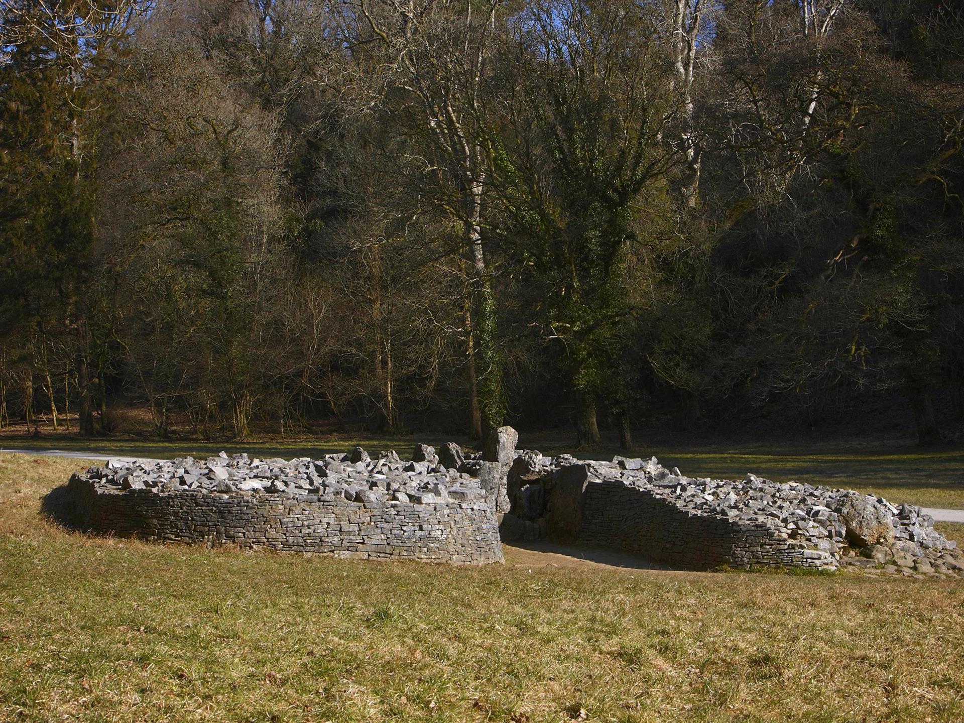 Parc le Breos Burial Chamber