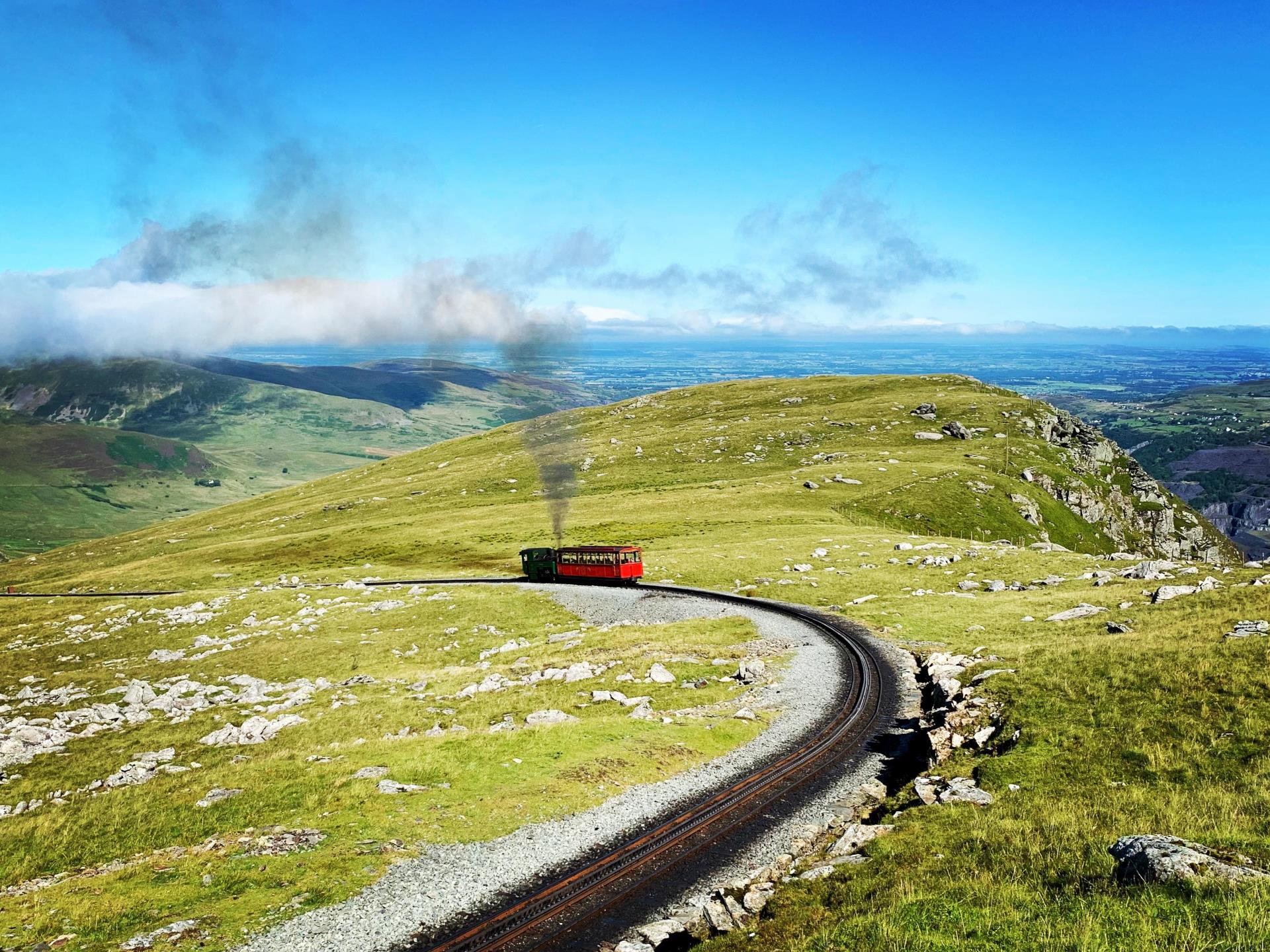 scenic railway journeys in wales