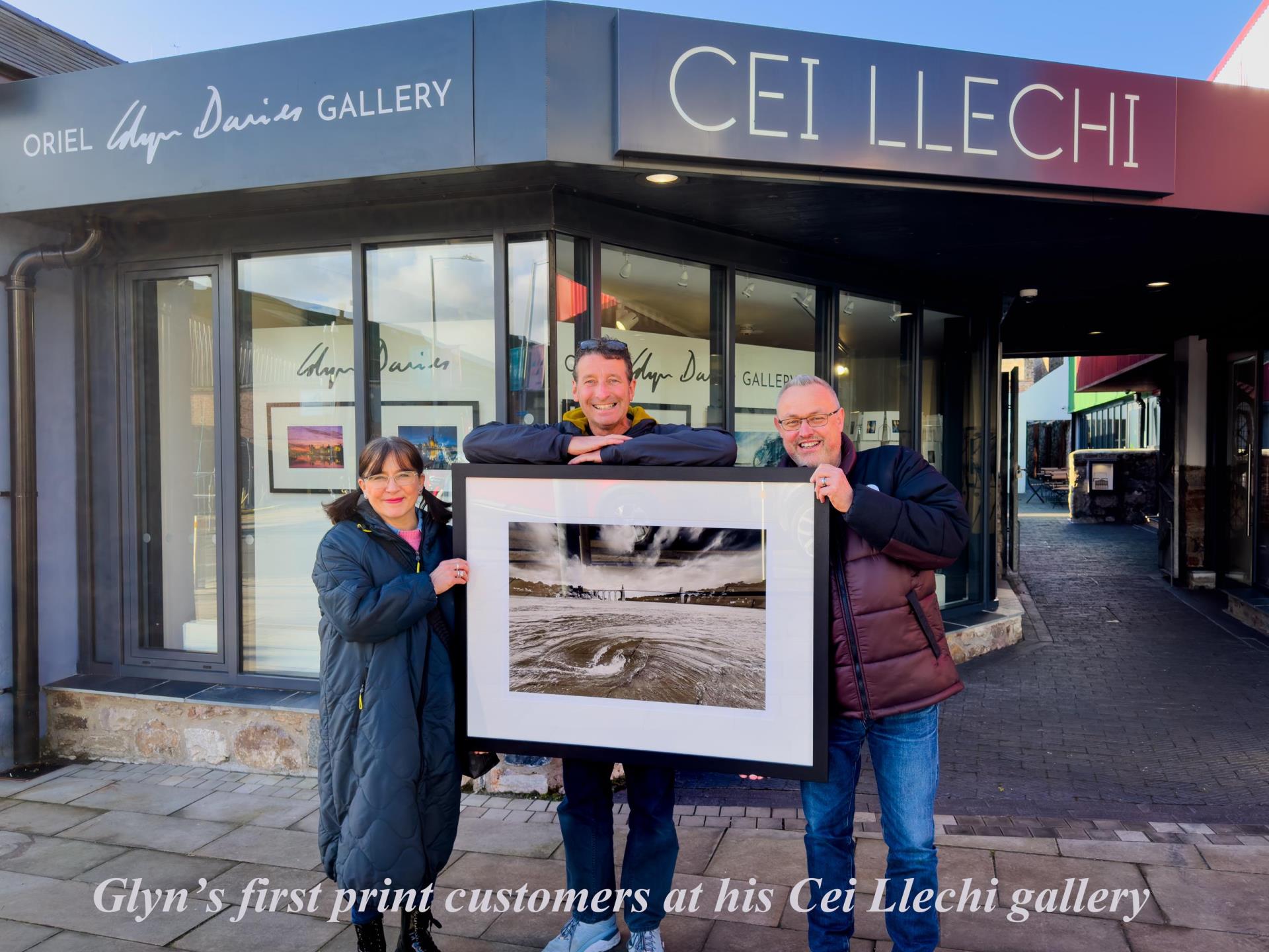 First print customers at Glyn's new gallery