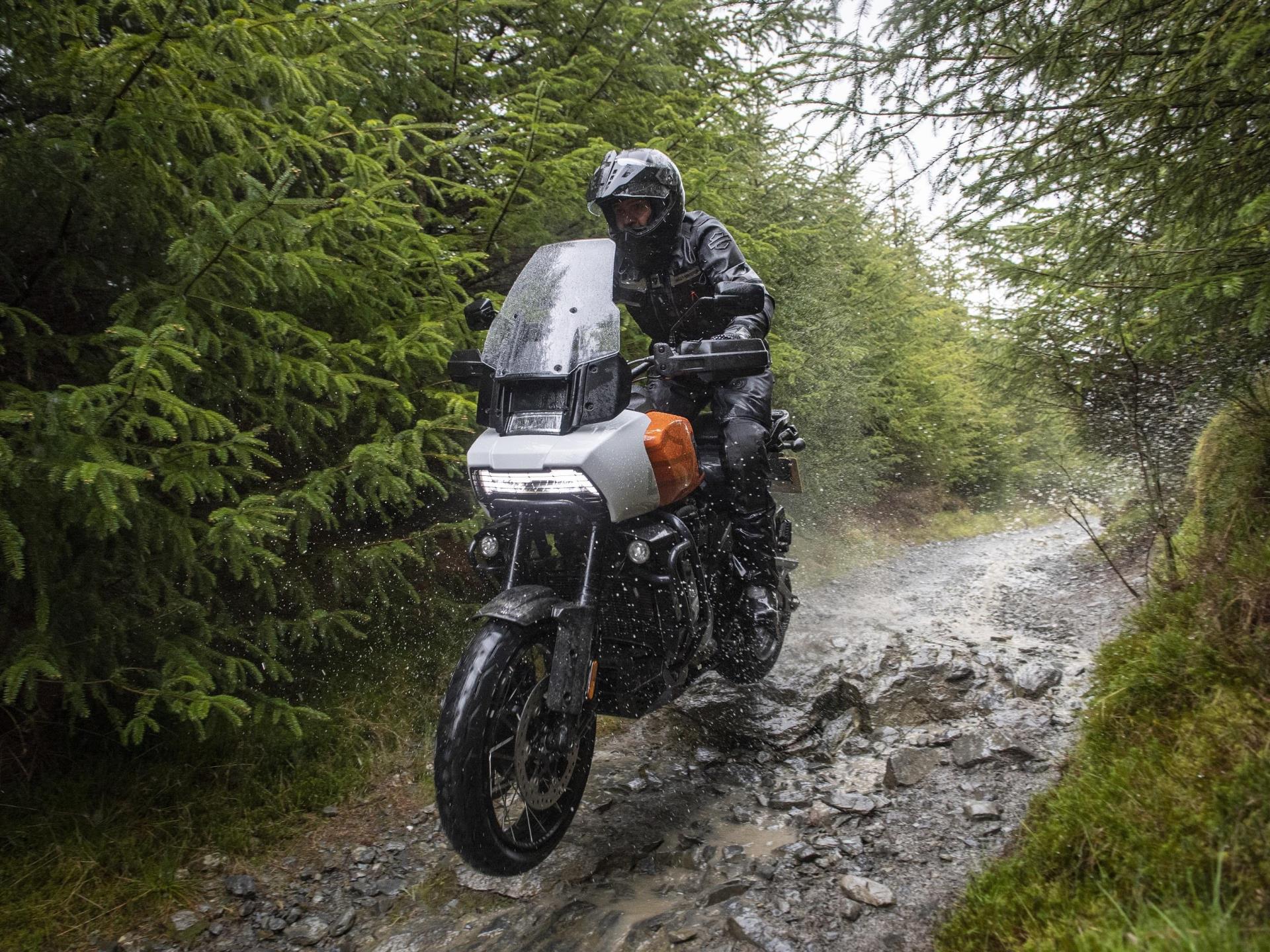 Learn to ride like Mick Extance!
