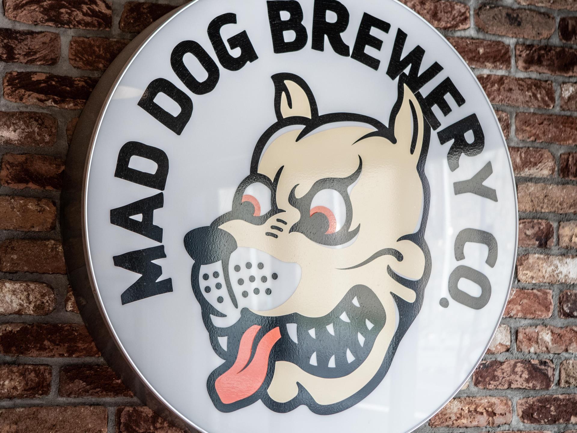 The Mad Dog Brewery Co Logo