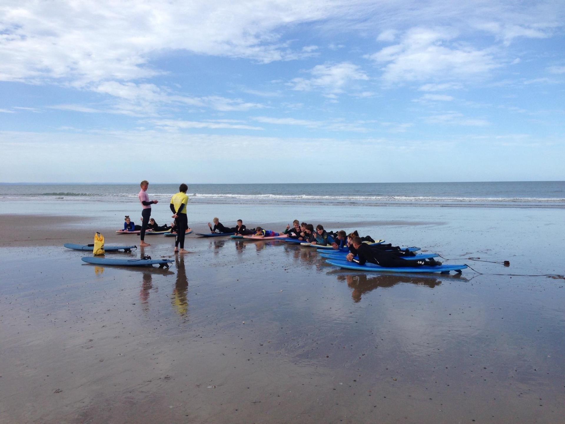 Large group surf lessons