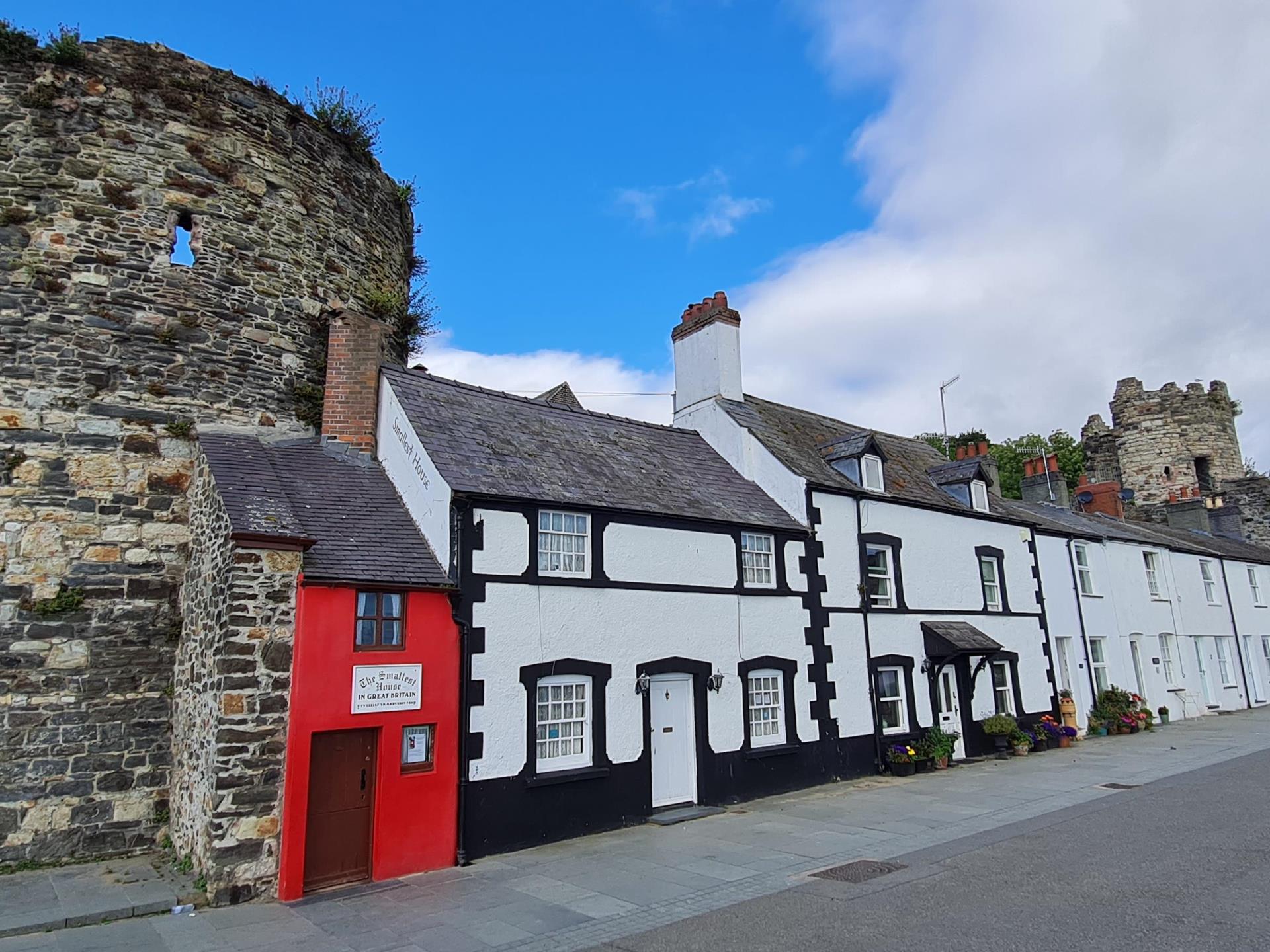 The Smallest House in Great Britain