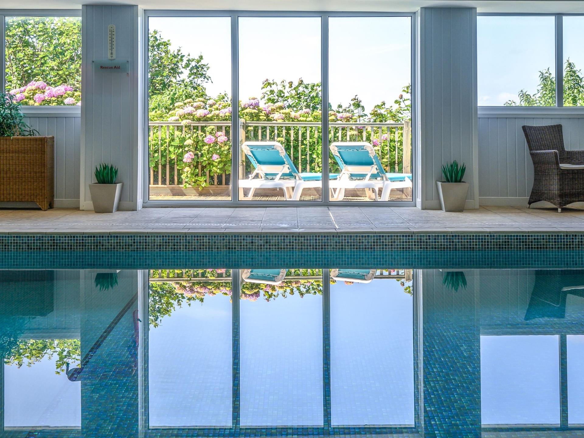 Indoor swimming pool and spa bath