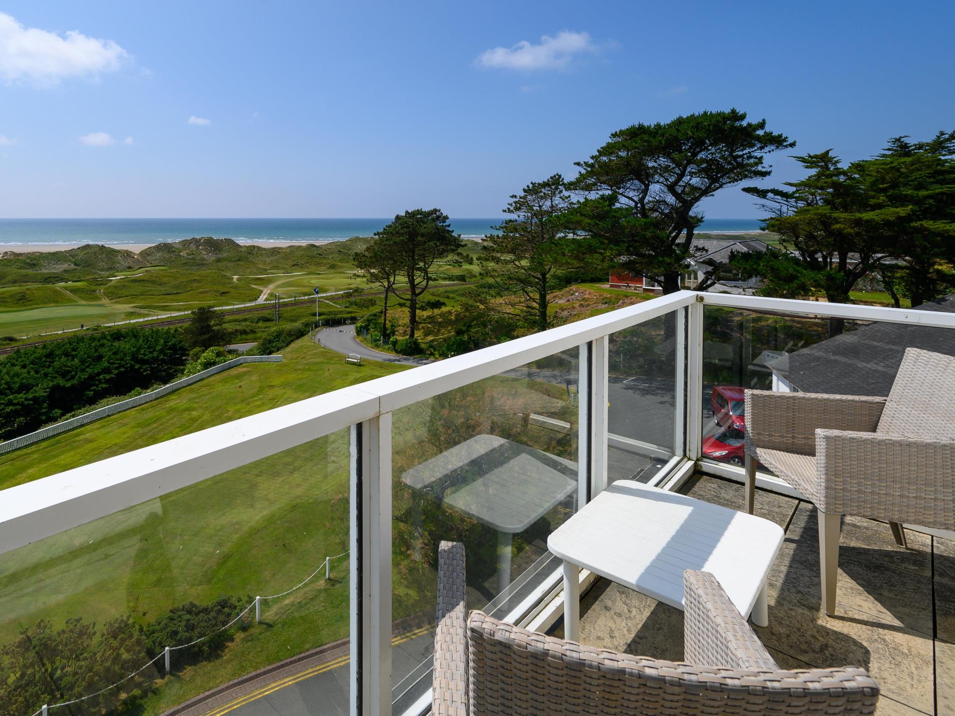 Stunning Balcony Rooms
