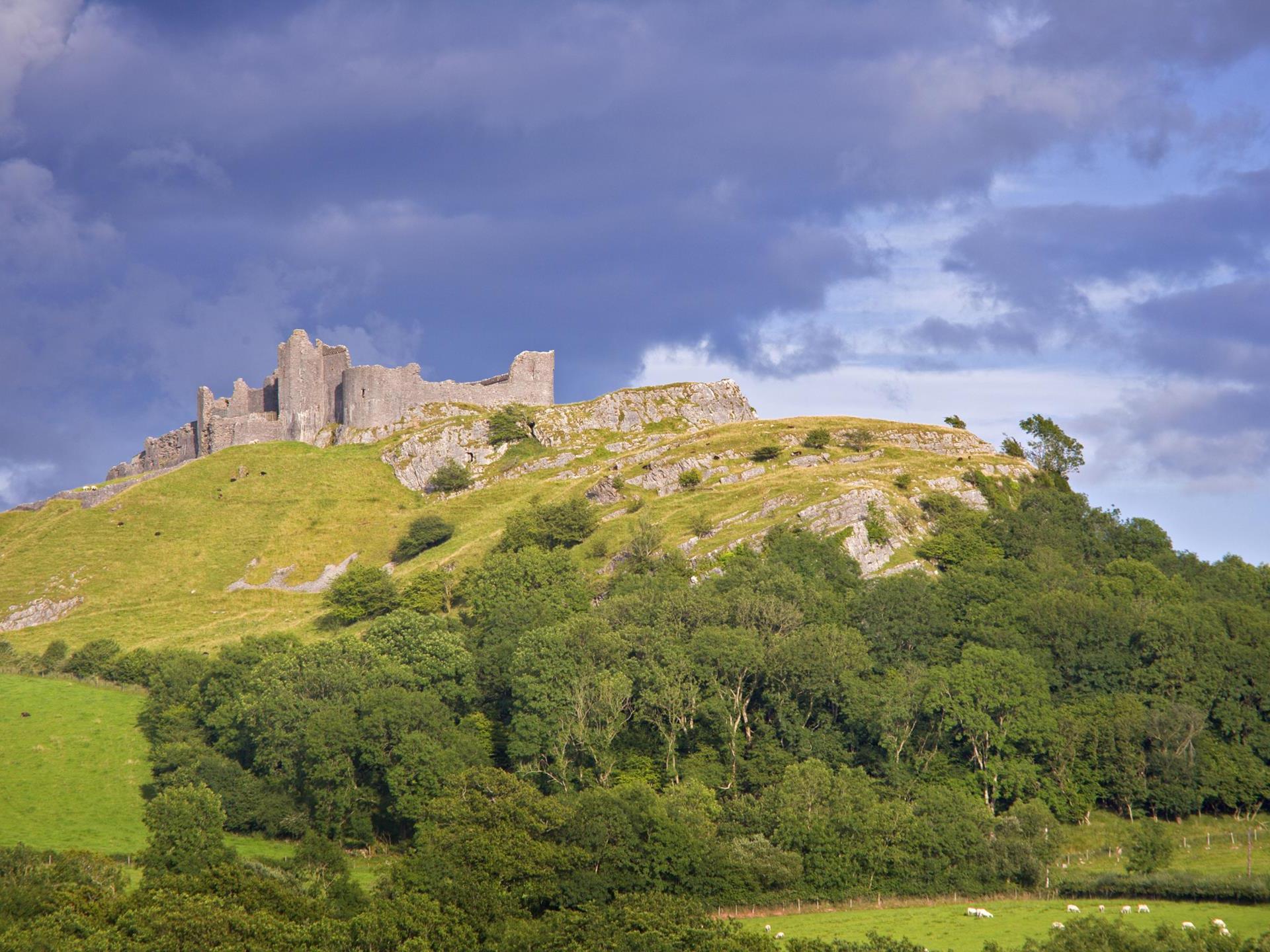 Carreg Cennen Castle