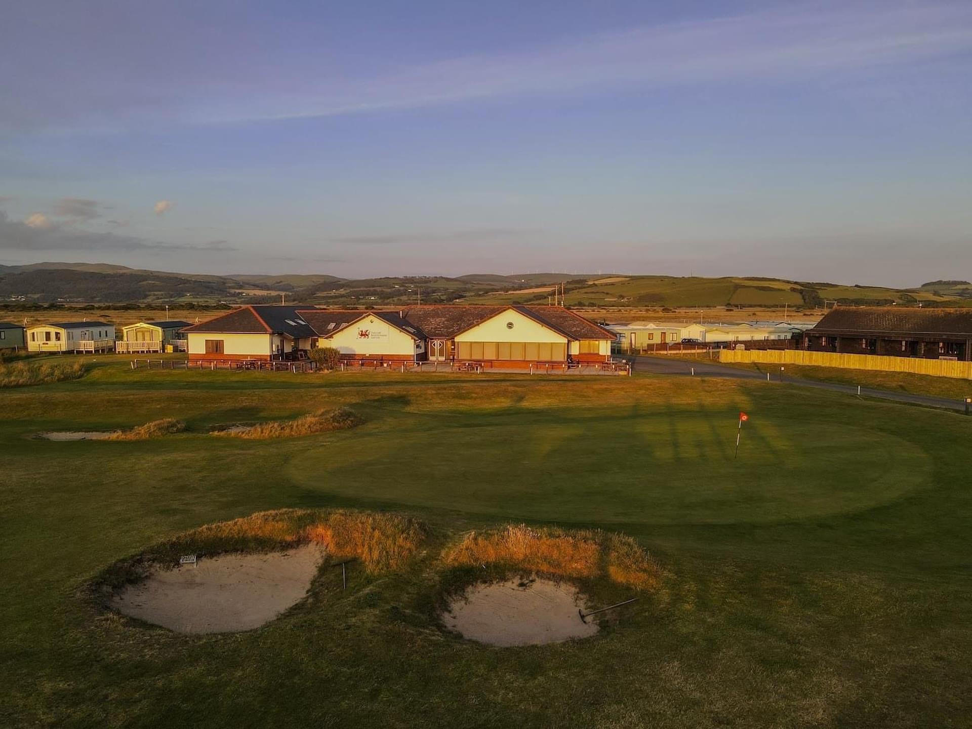 Borth & Ynyslas Golf Club 