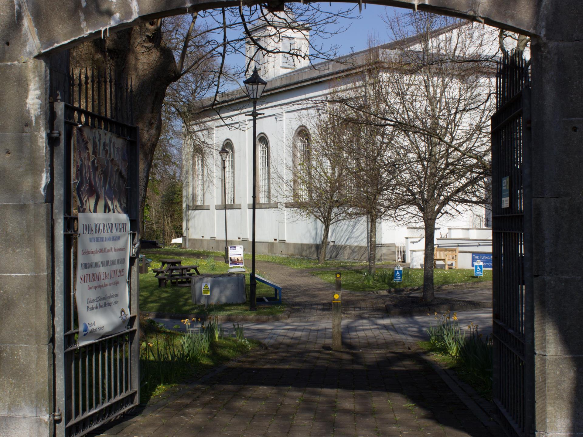 The Chapel through the small Side Gate