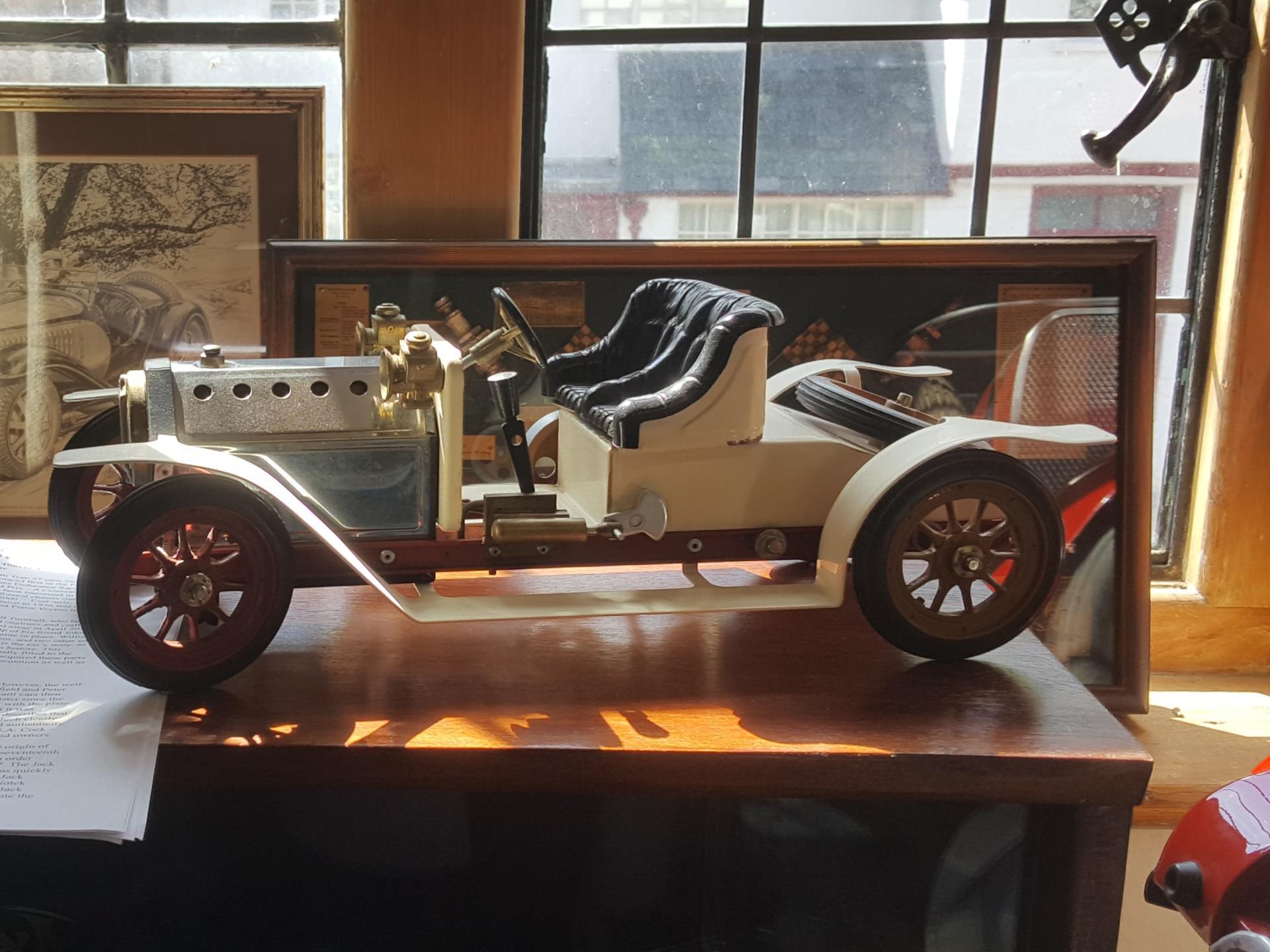 Cloverland Model Car Museum