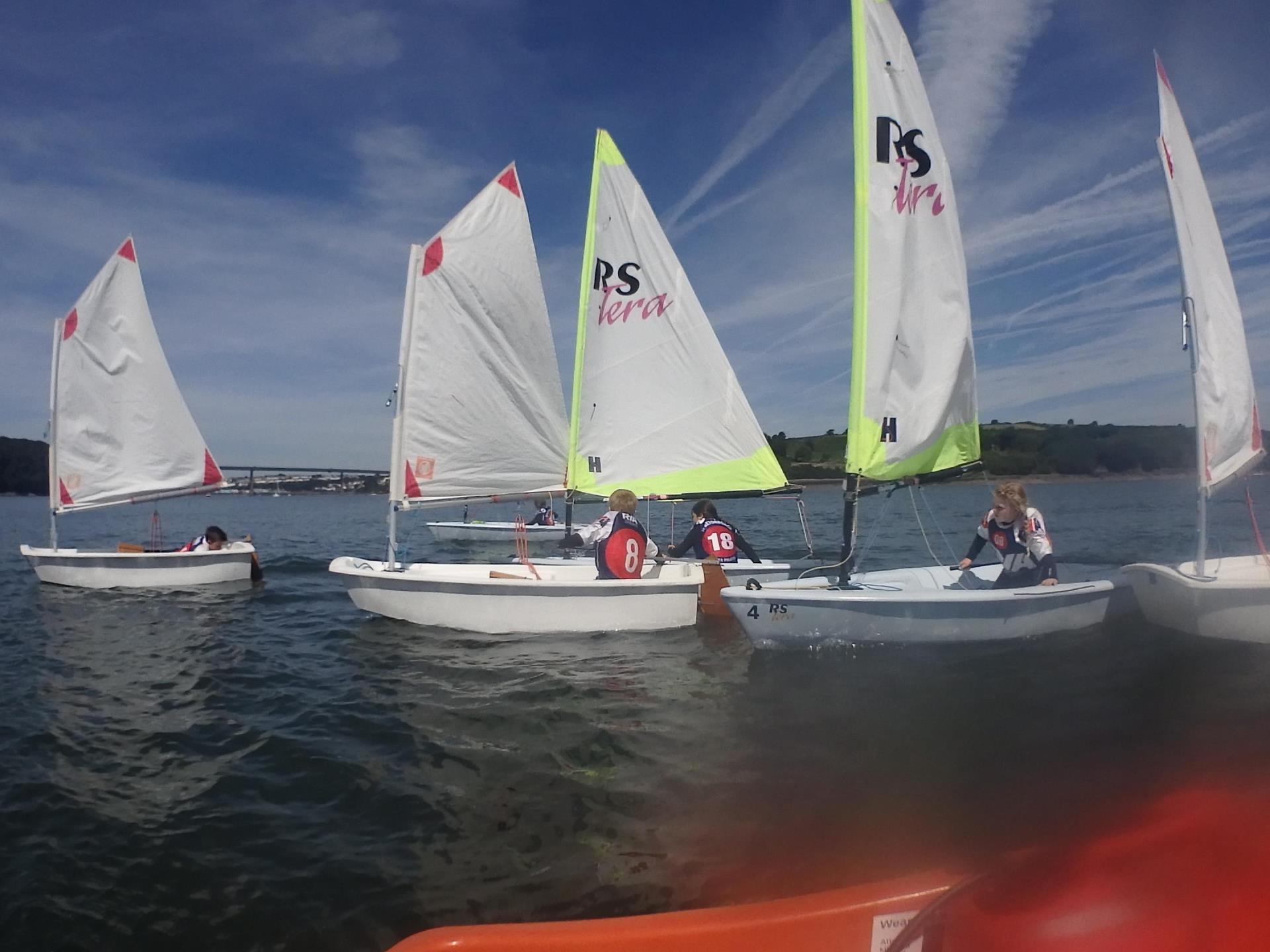 Youth Novice sail training
