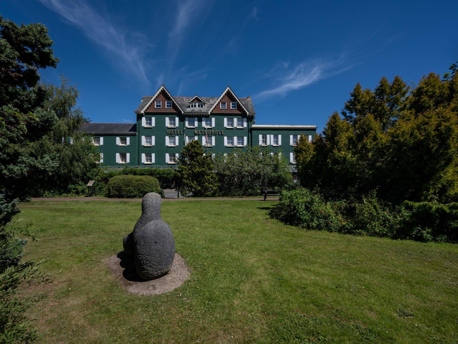 Hotel Metropole