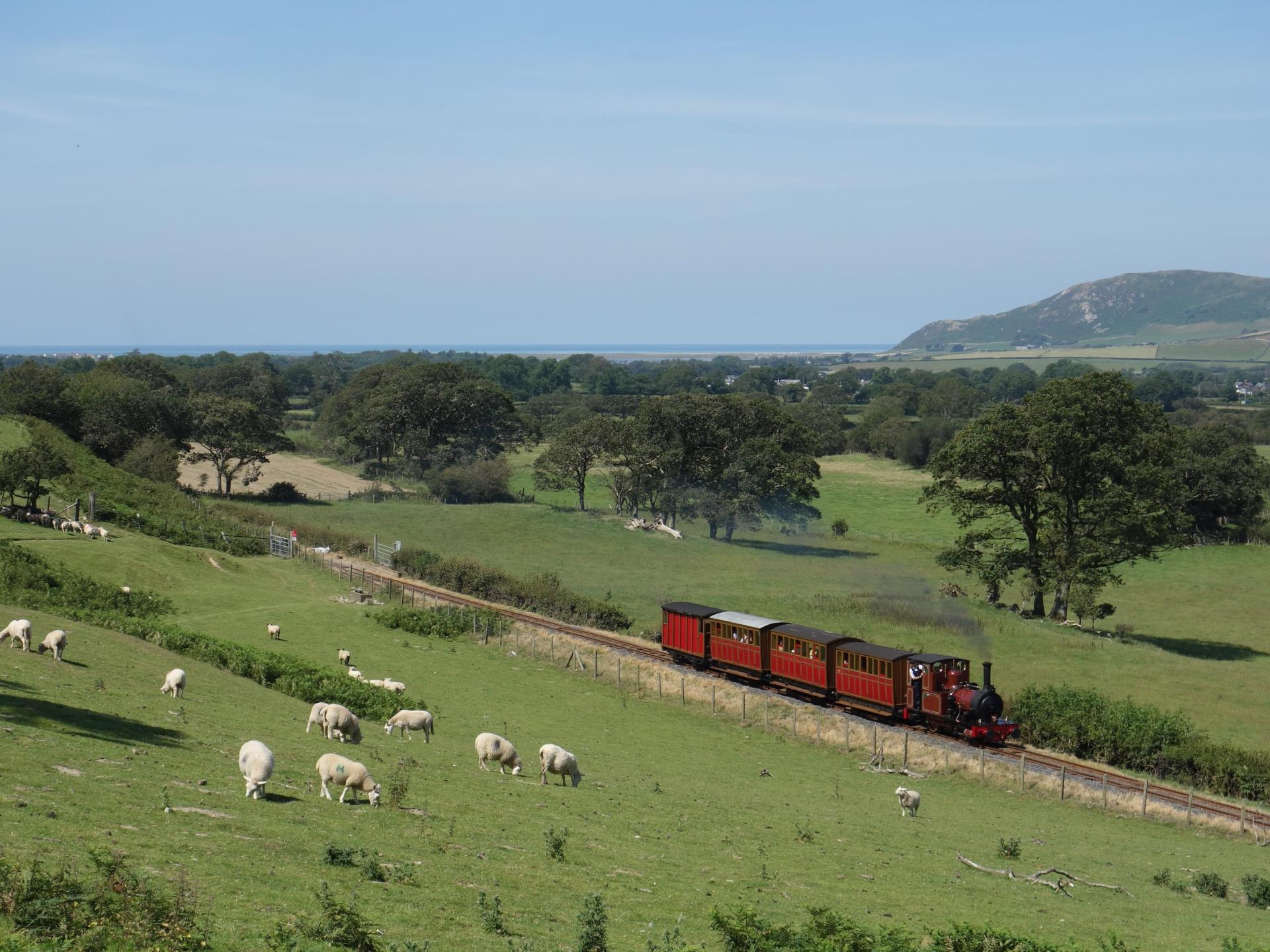 Loco No.2 steams up the Fathew Valley