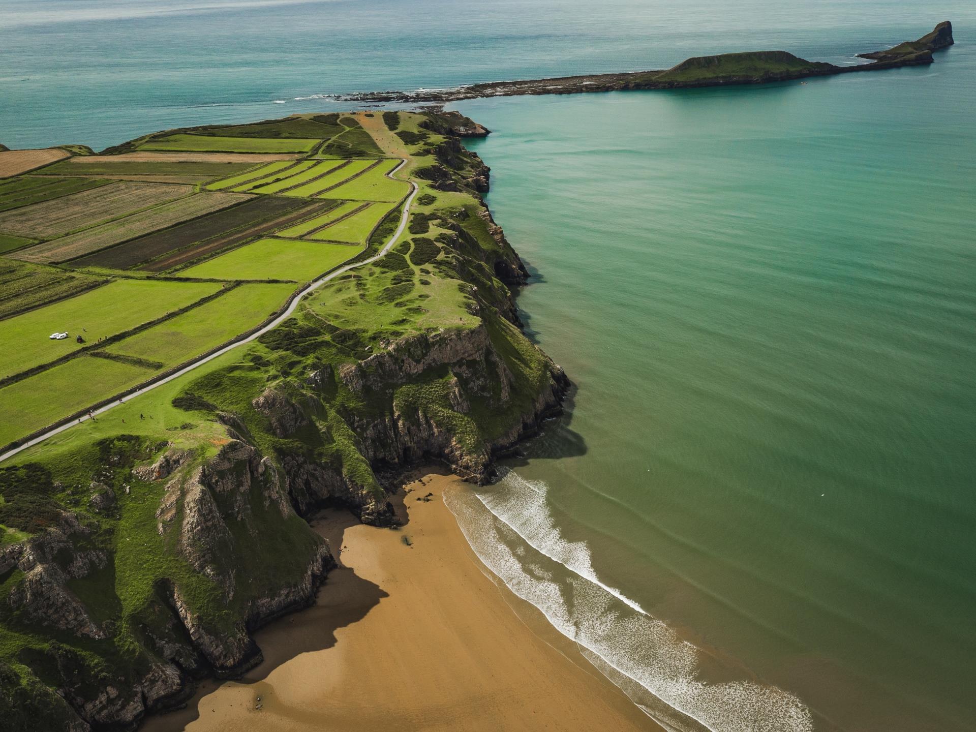 Wales Coast Path - Gower & Swansea Bay | VisitWales