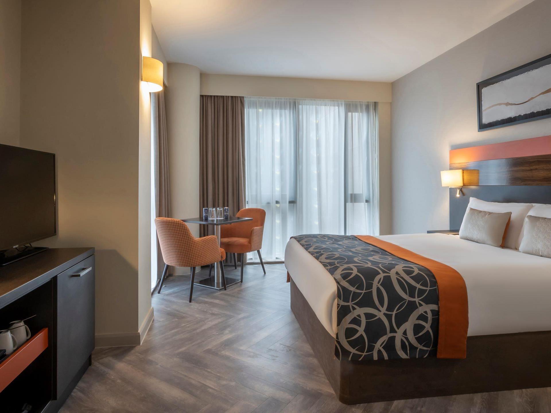 Clayton Hotel Cardiff