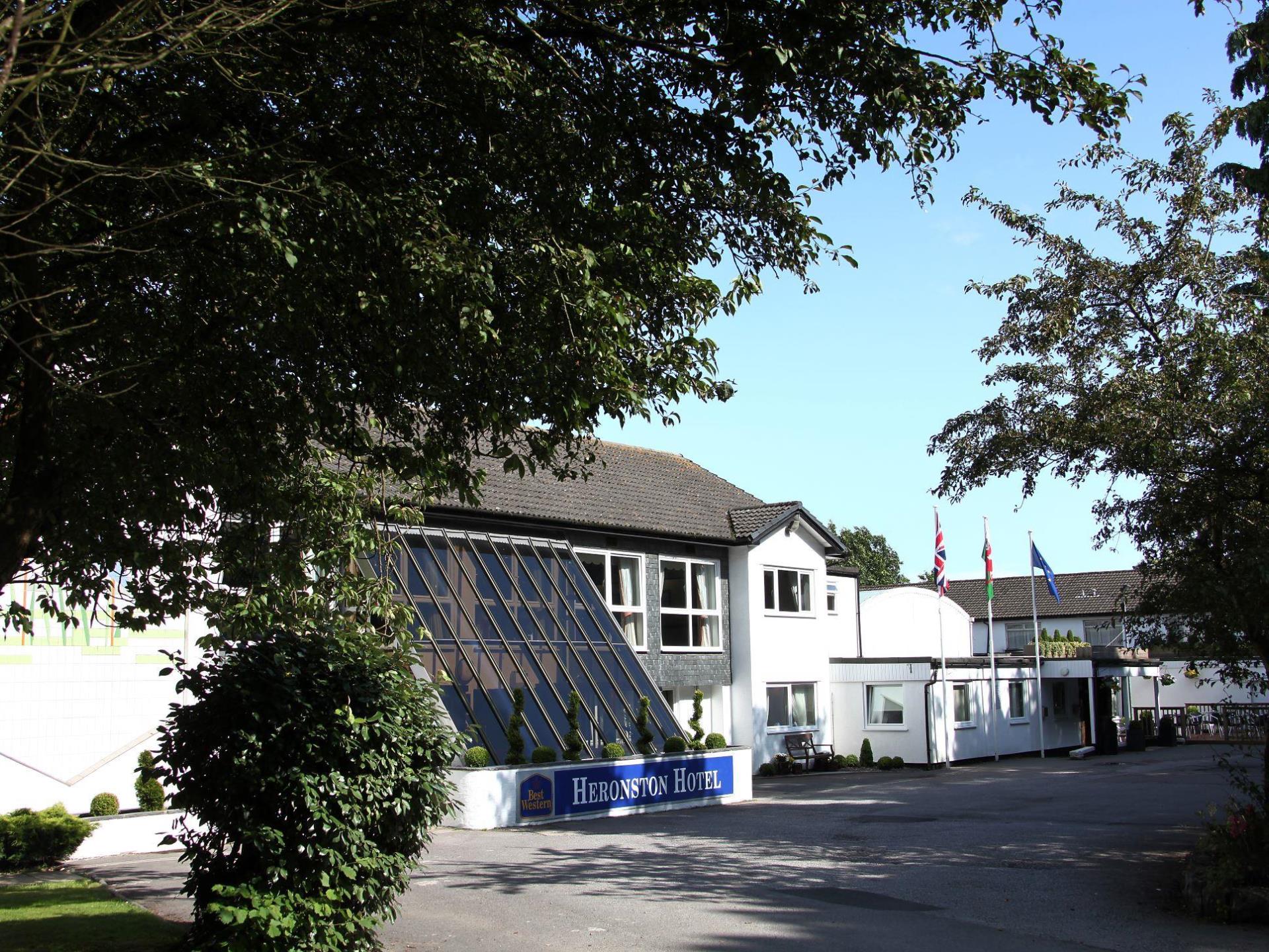 Best Western Premier Heronston Hotel & Spa