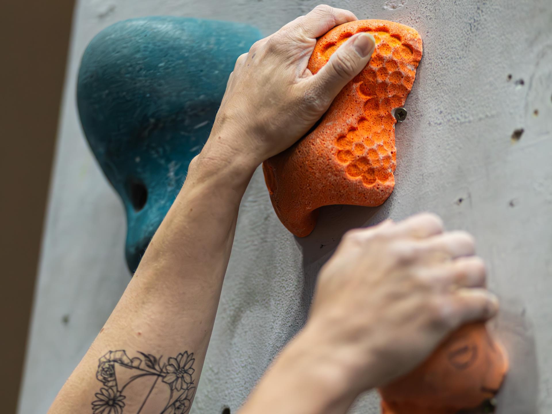Climbing wall