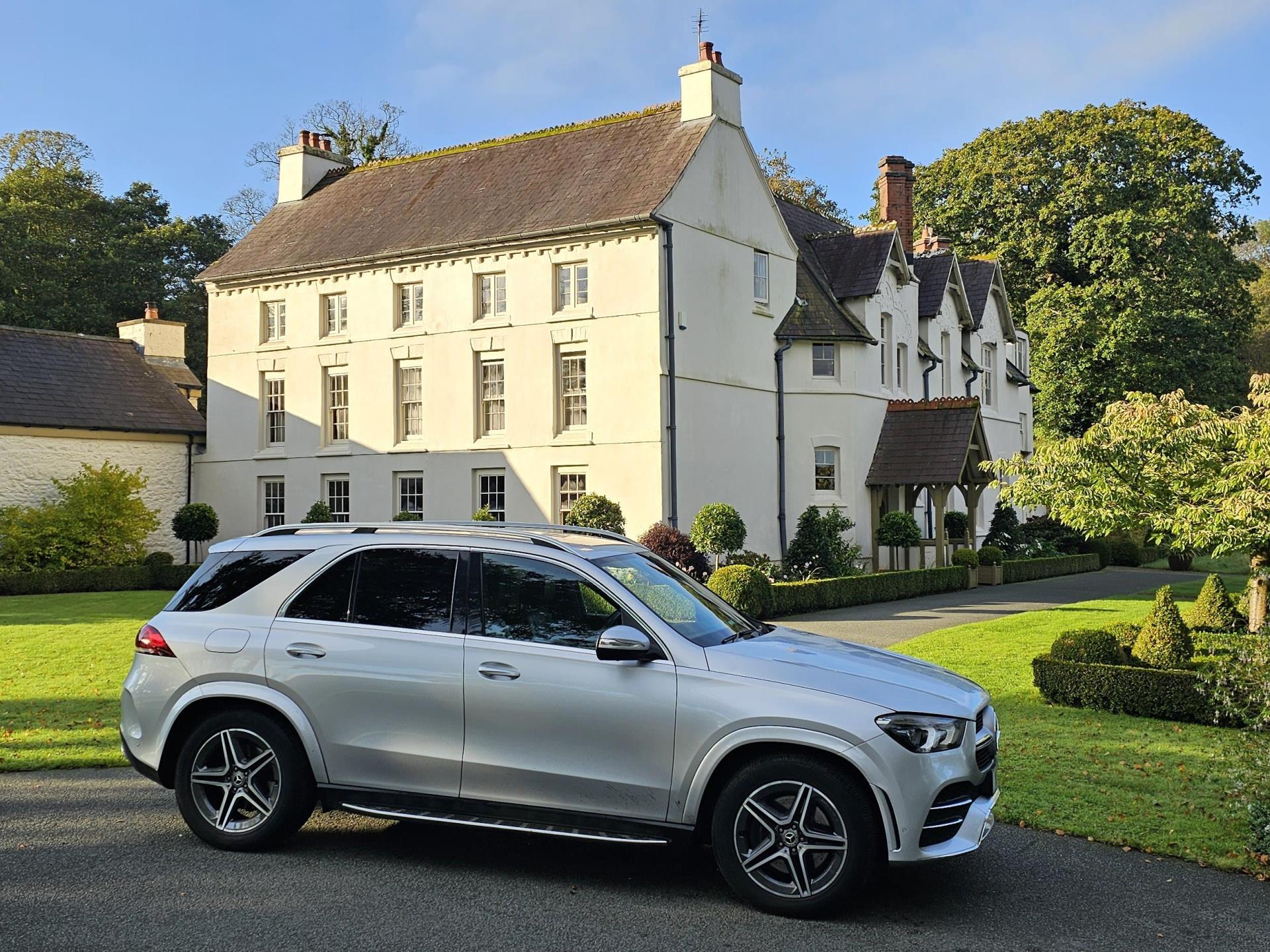 Chauffeur North wales Mercedes GLE