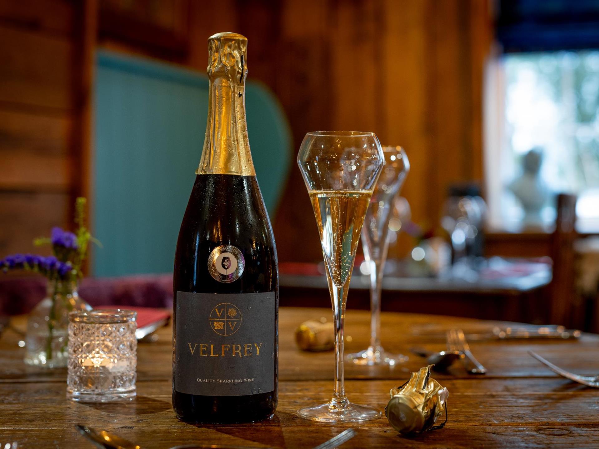 Velfrey Welsh Sparkling White Wine