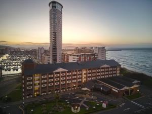 Delta Hotels by Marriott Swansea dawn image 