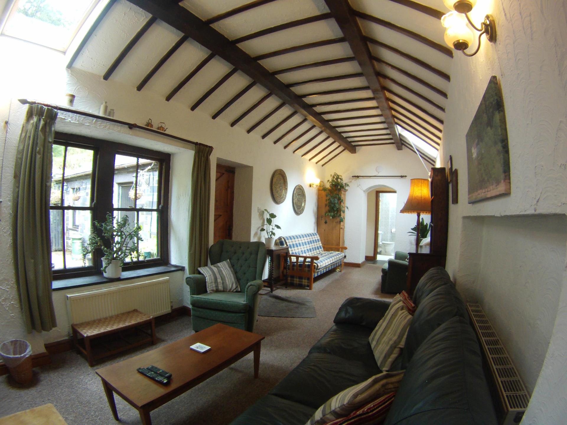 Coach House Cottage - lounge