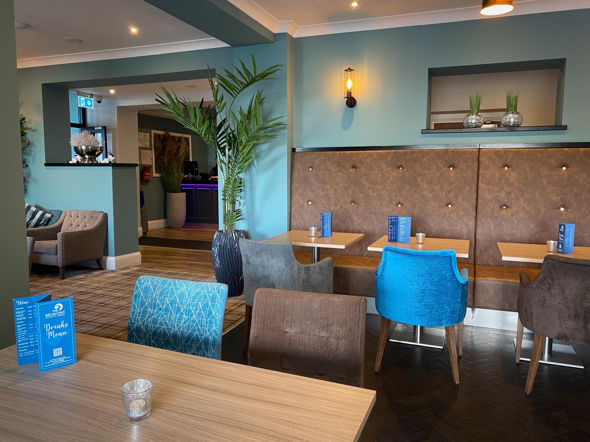 Modern Lounge and Dining Area