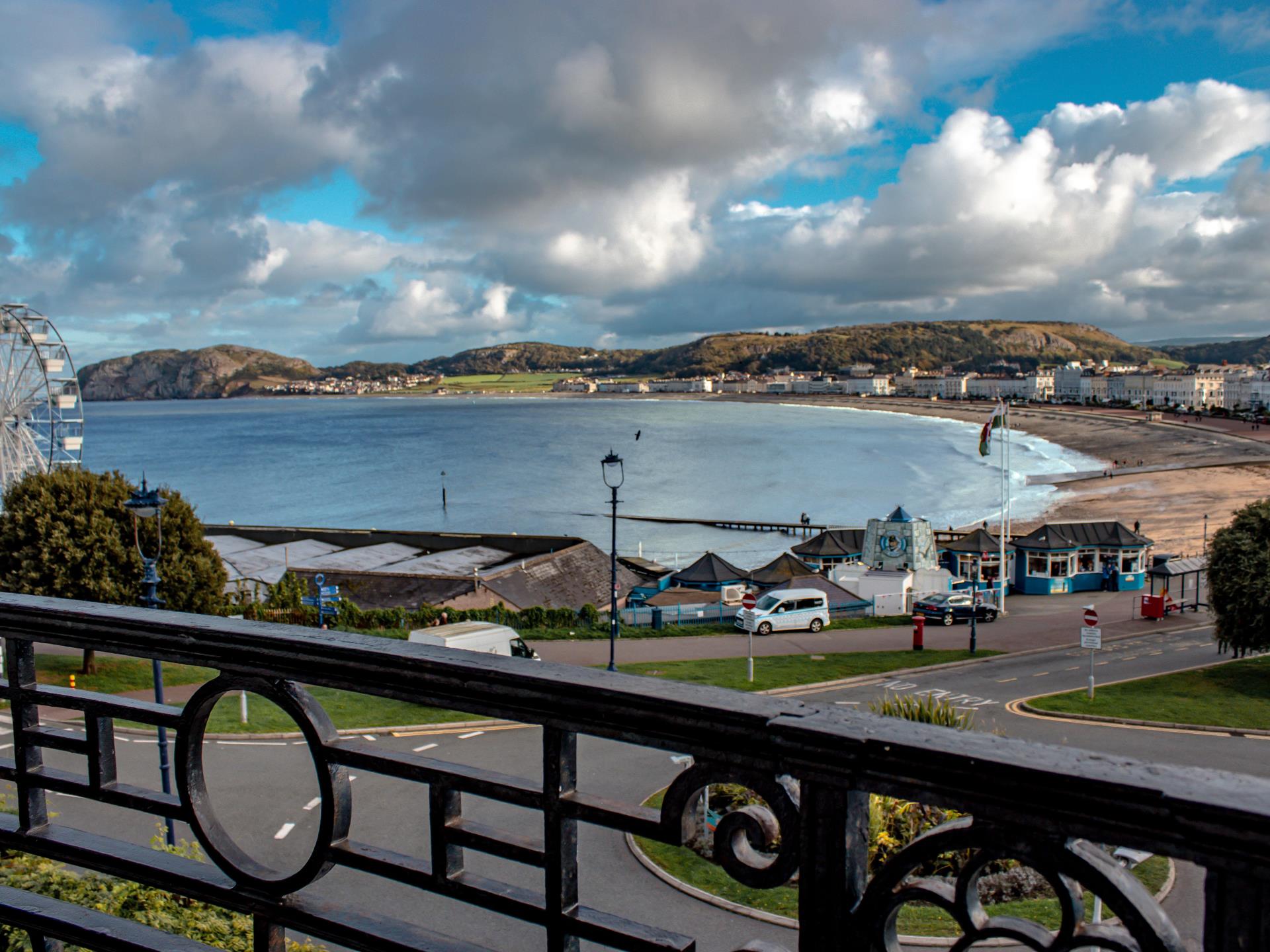 Scenic Seaside View Overlooking the Bay