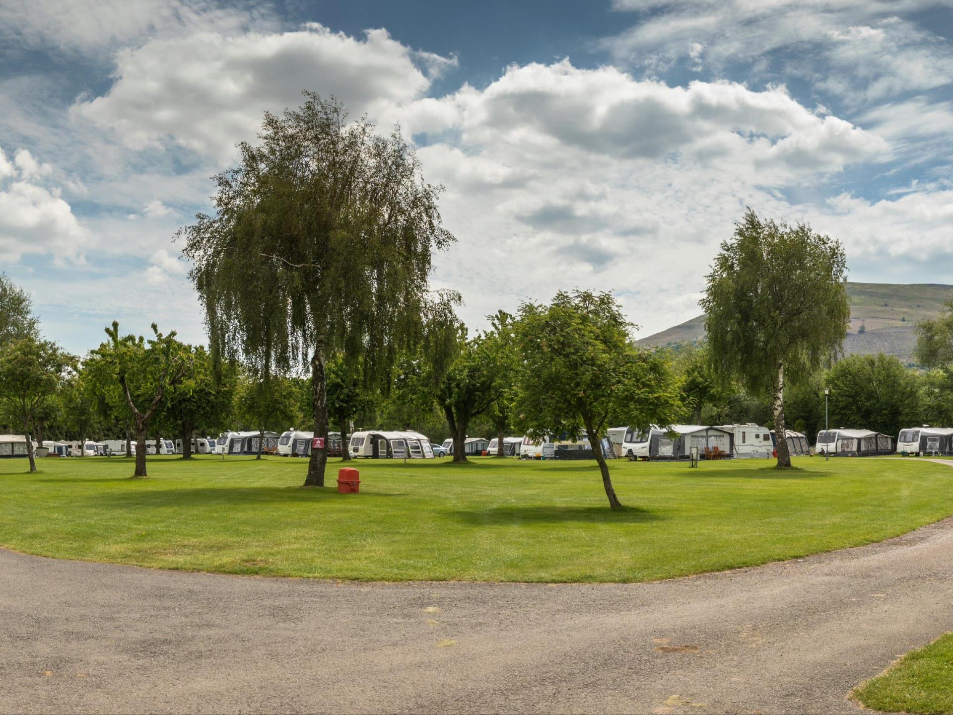 We cater for caravans, motorhomes and tents