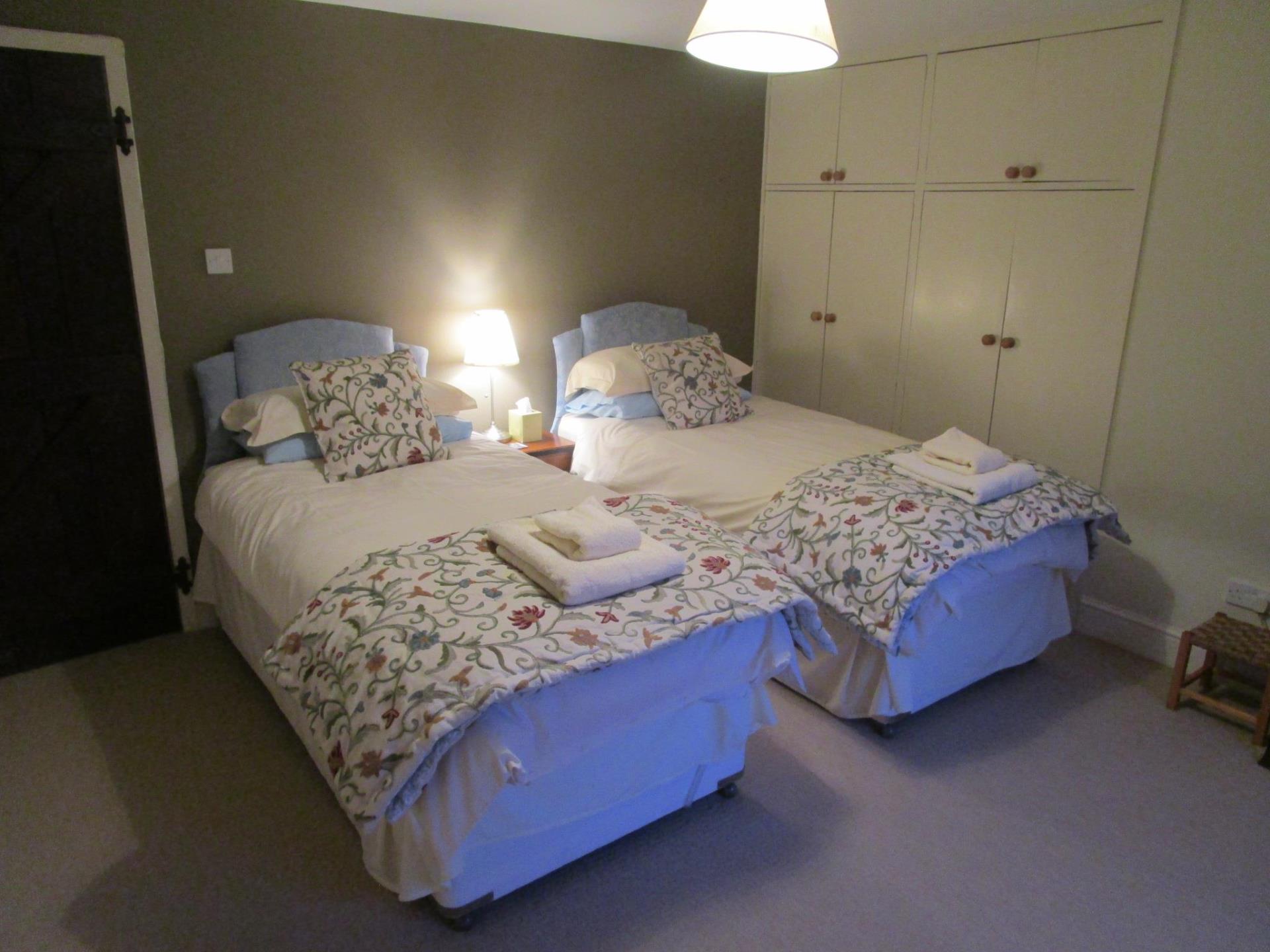 Treffynnon bedroom - twin beds
