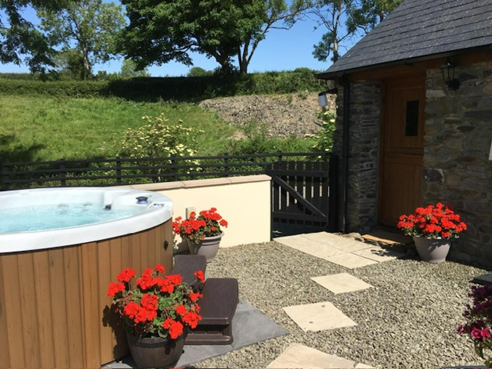 Ffrwd Ganol Holiday Cottages