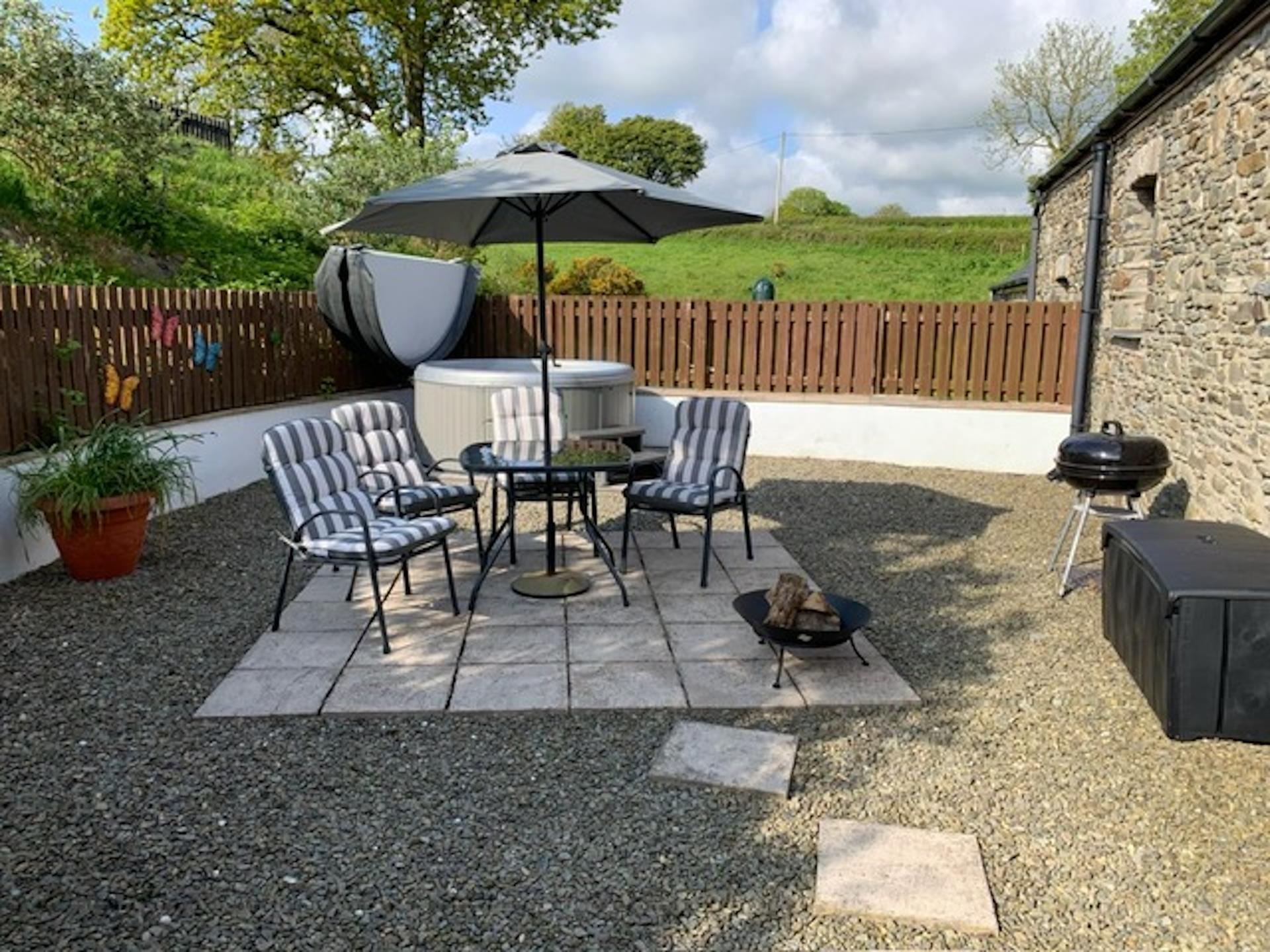 Ffrwd Ganol Holiday Cottages