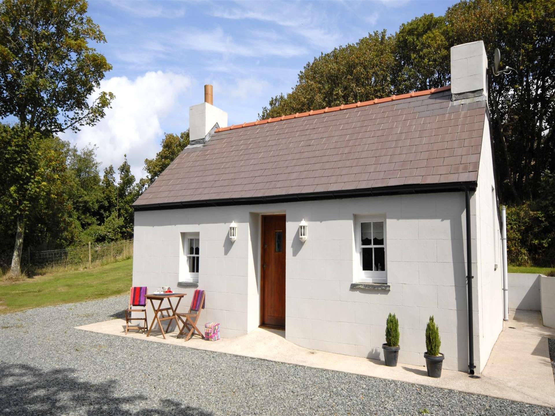 Lower Bushford Cottage Visitwales