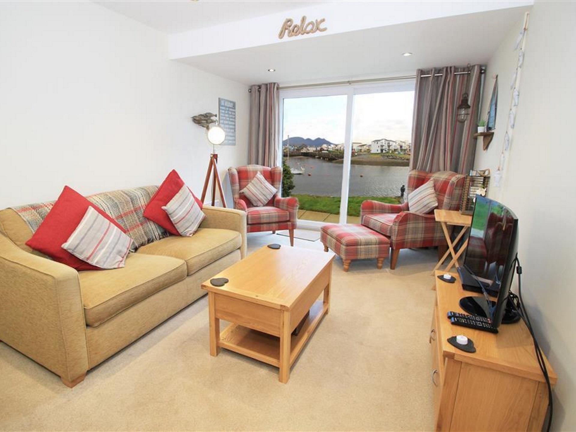 1073A - Oakley Views, Porthmadog | VisitWales