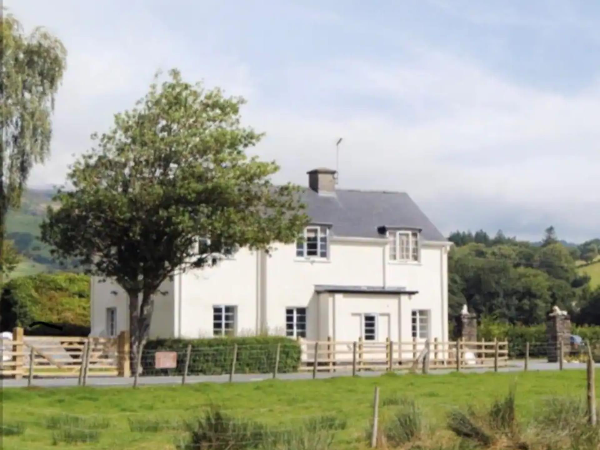 The Old Gatehouse