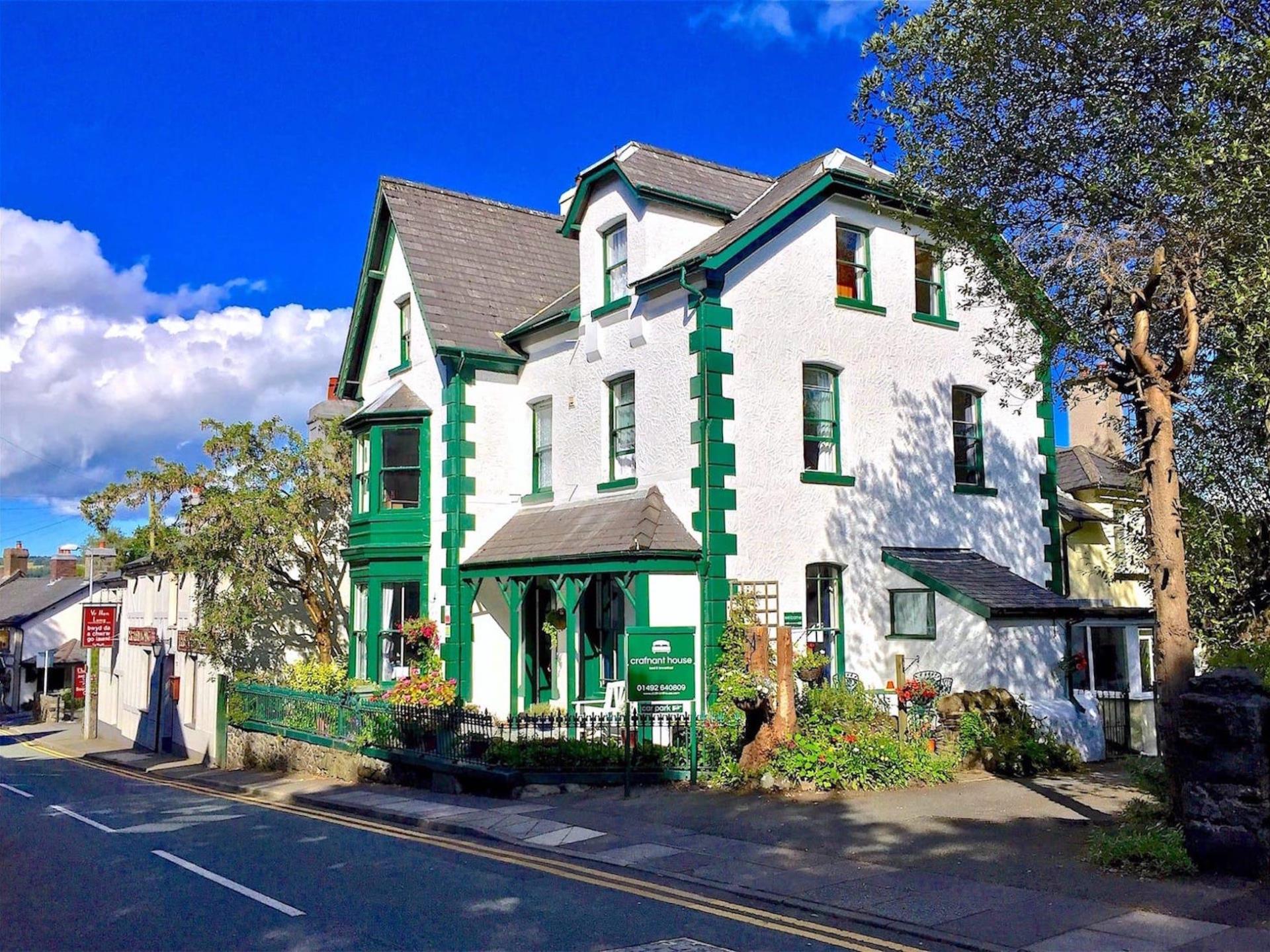 Crafnant House - Bed & Breakfast - North Wales