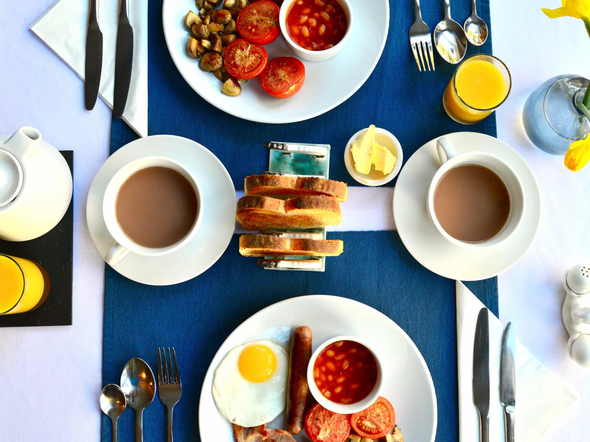 Breakfast at Crafnant House - Bed & Breakfast