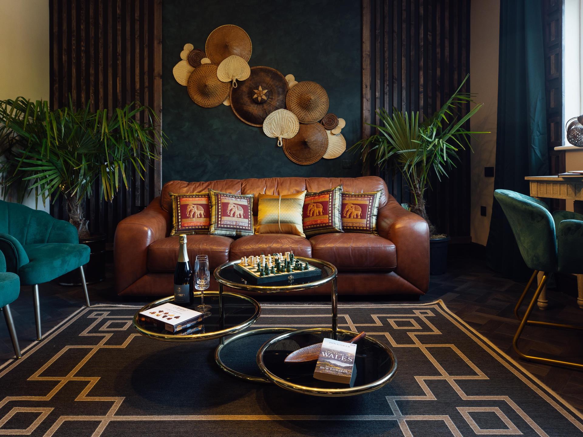 Guest Lounge