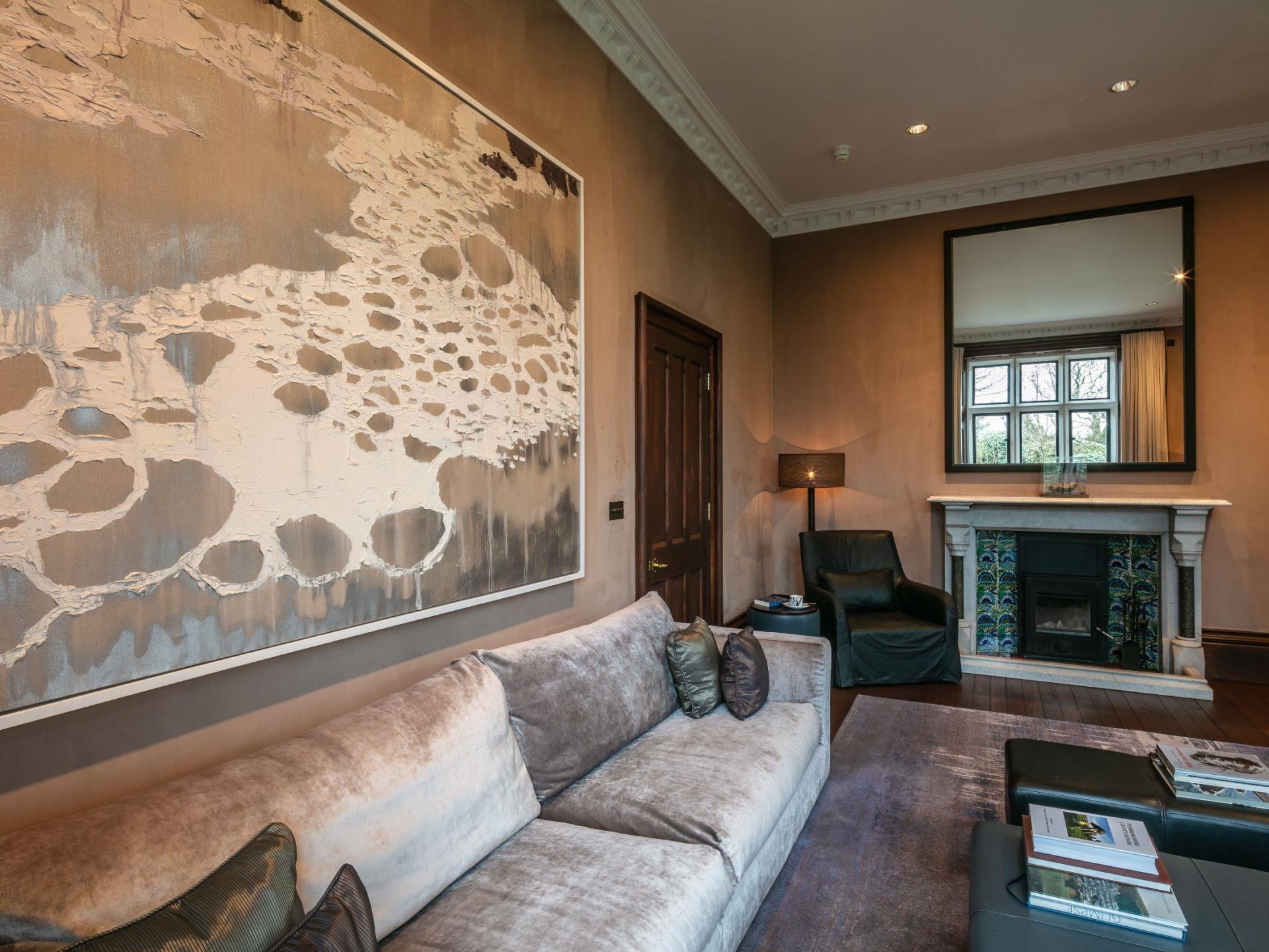 Penrhiw Priory Lounge