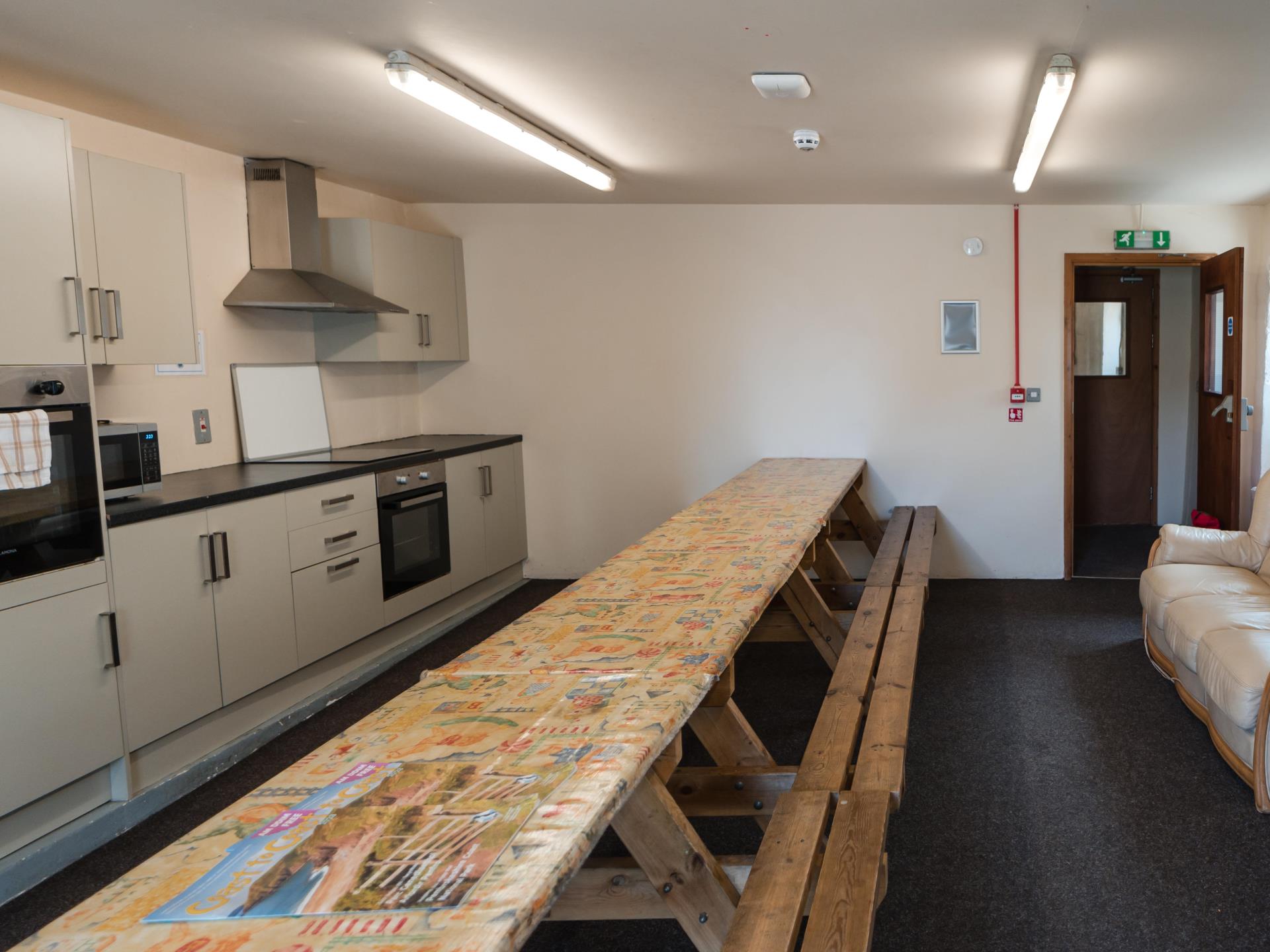 Big Bunkhouse with lounge, kitchen dining room
