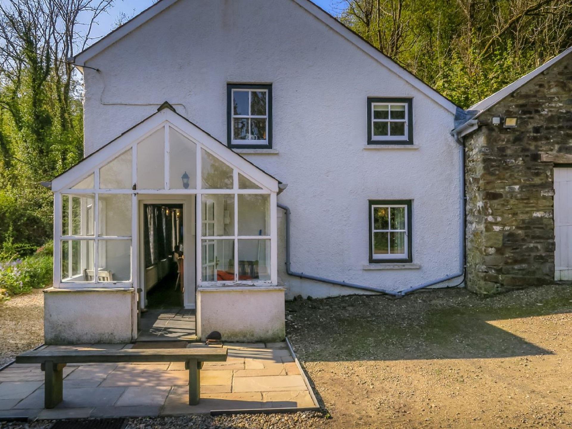 Little Milford Farmhouse Exterior