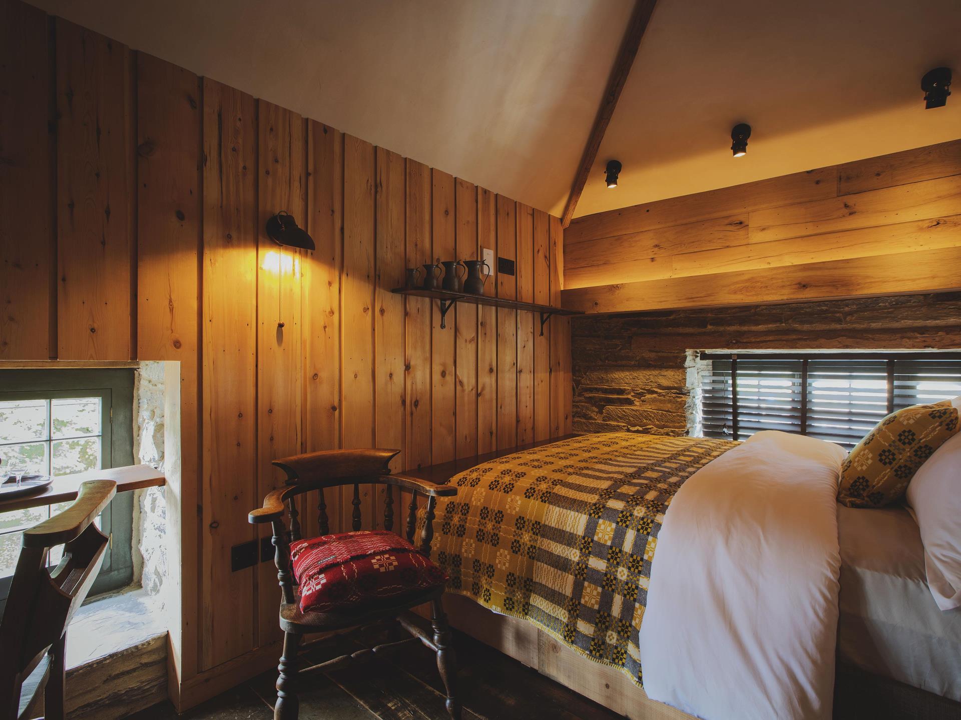 Cabin bedroom