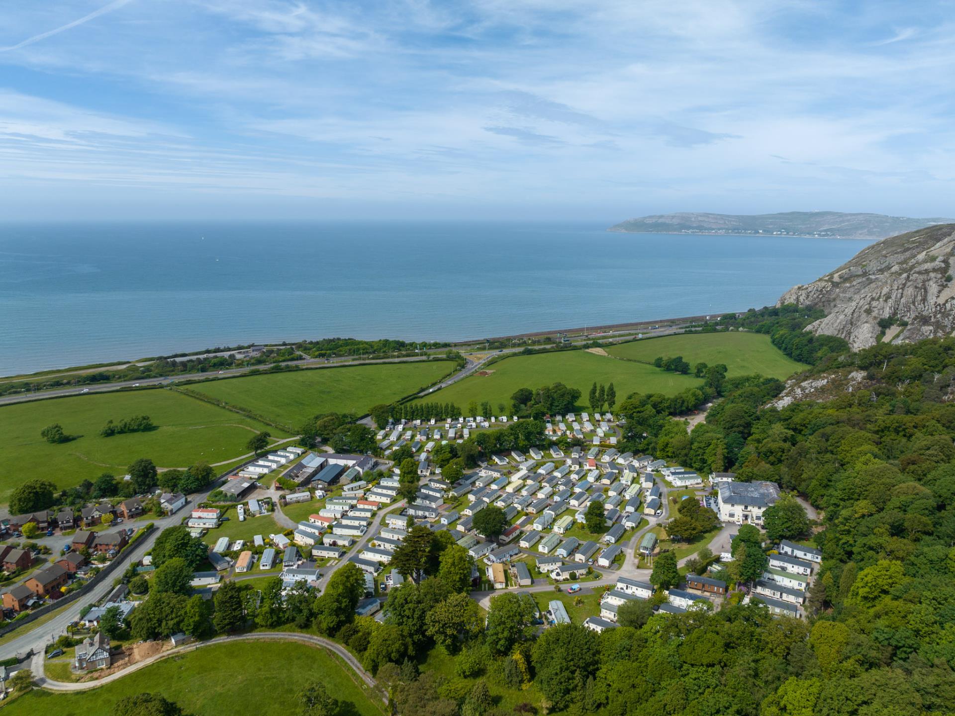 Lyons Pendyffryn Hall Holiday Park