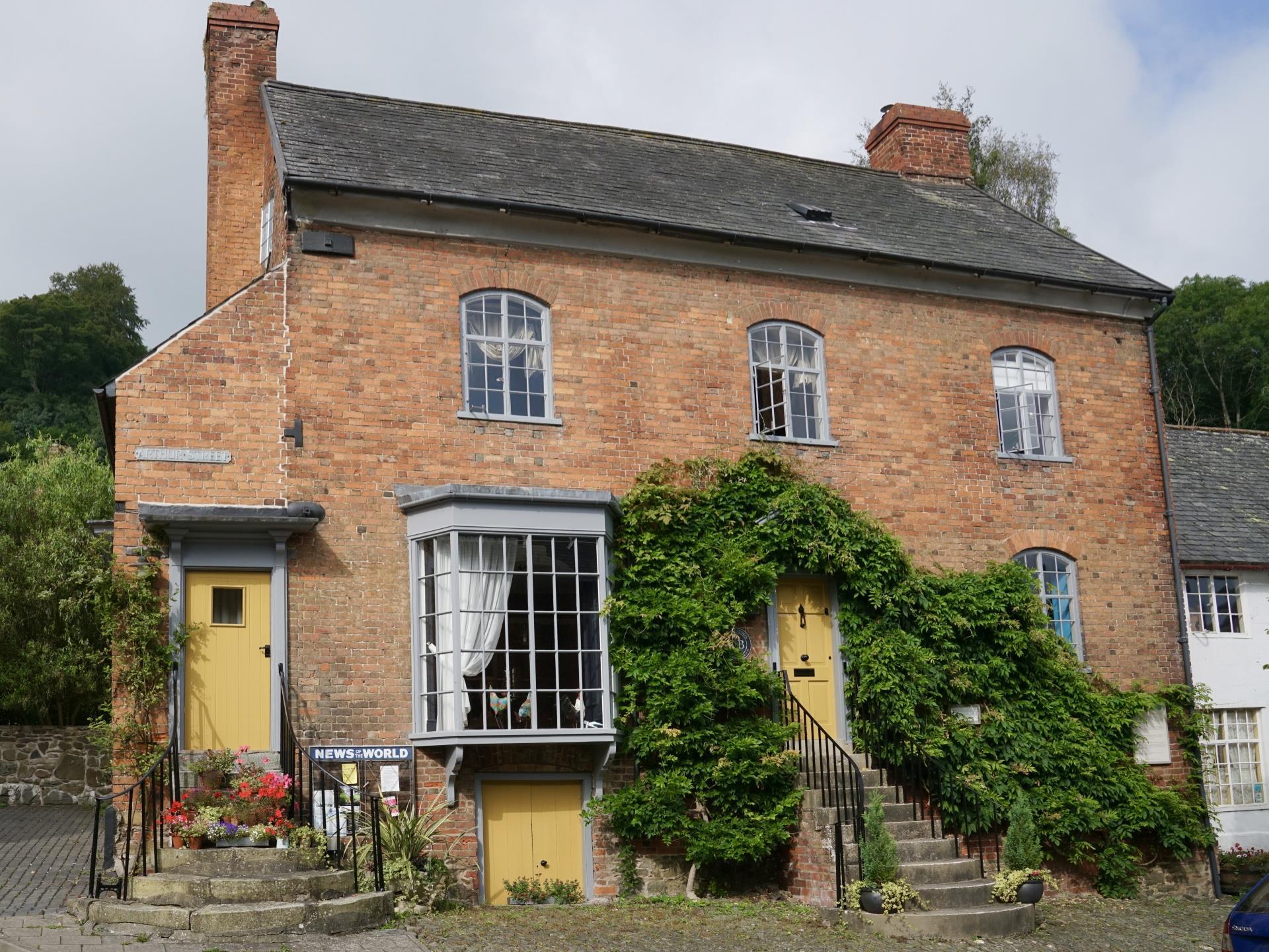 The Old Stores B&B | VisitWales