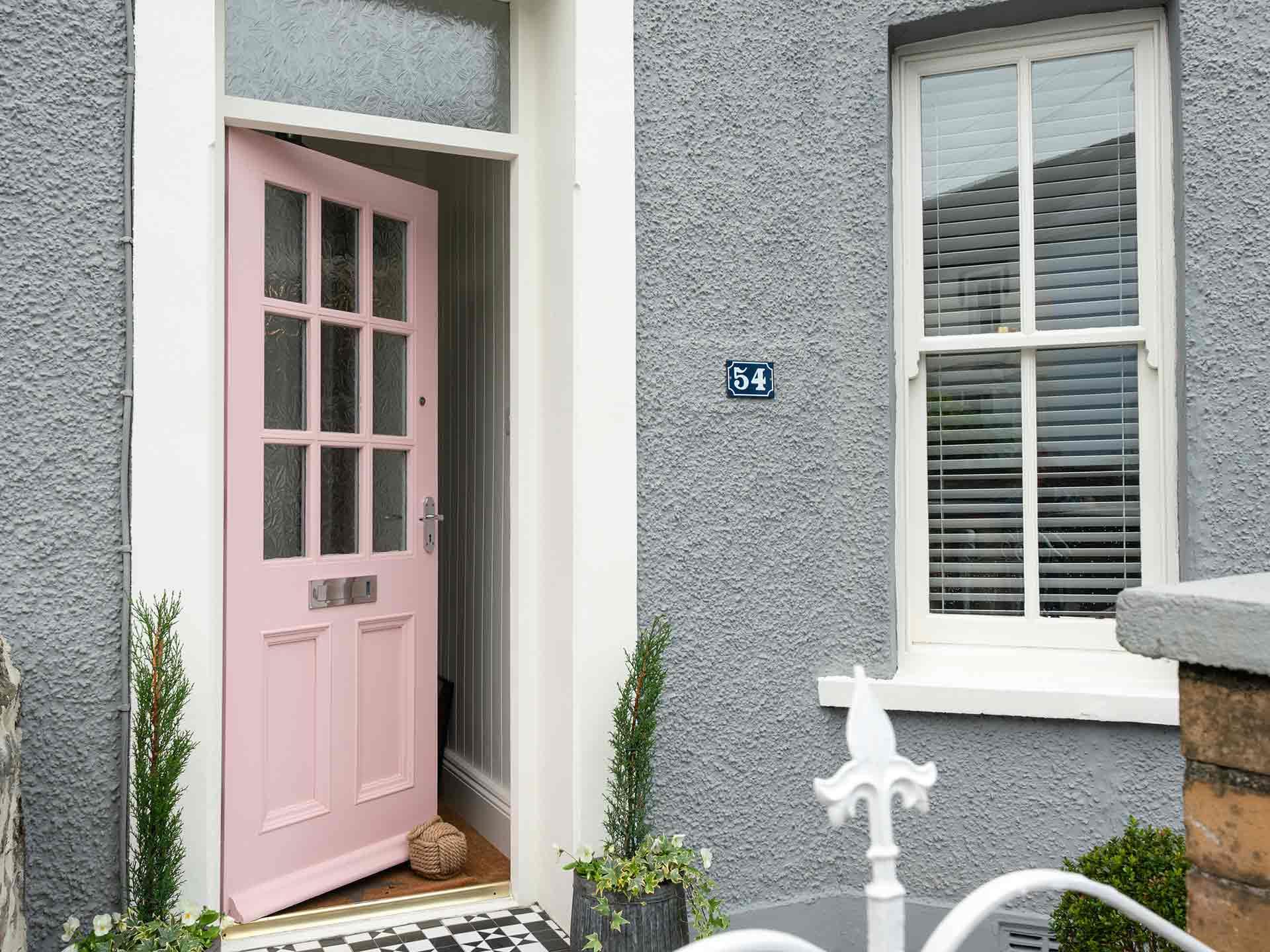 Pink Door at 54