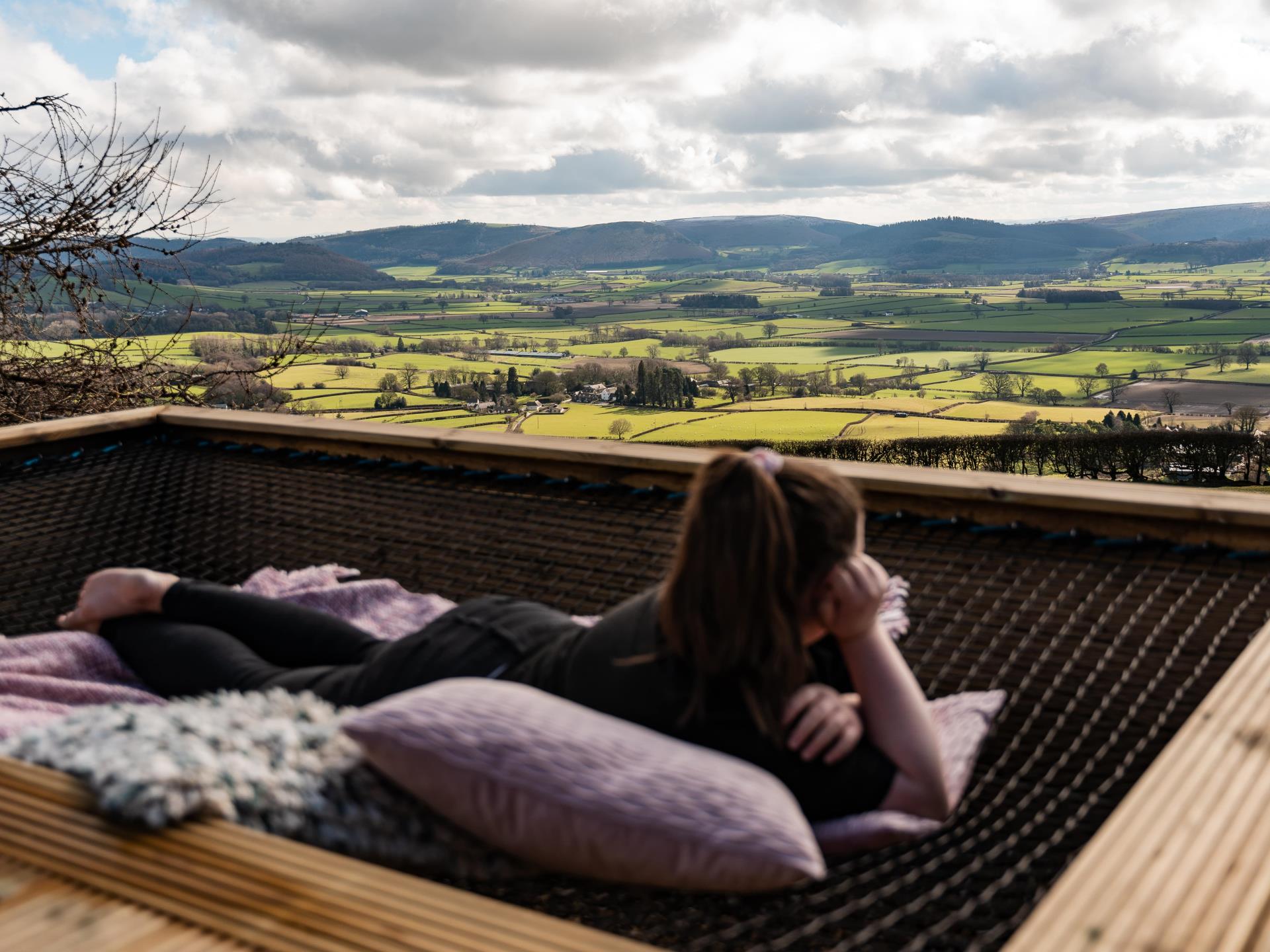 Glamping with hot tub in Wales