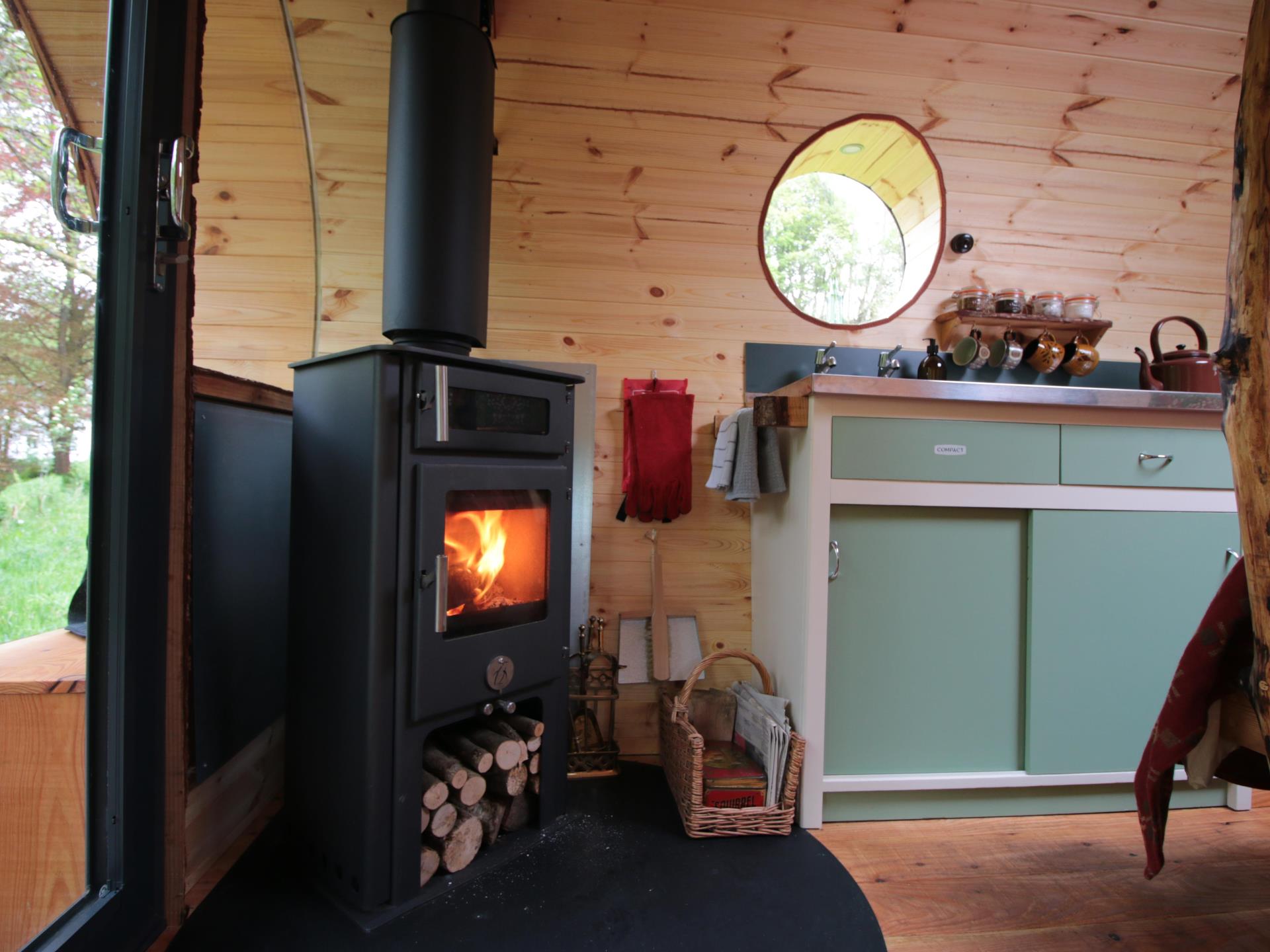 Log burner and kitchen