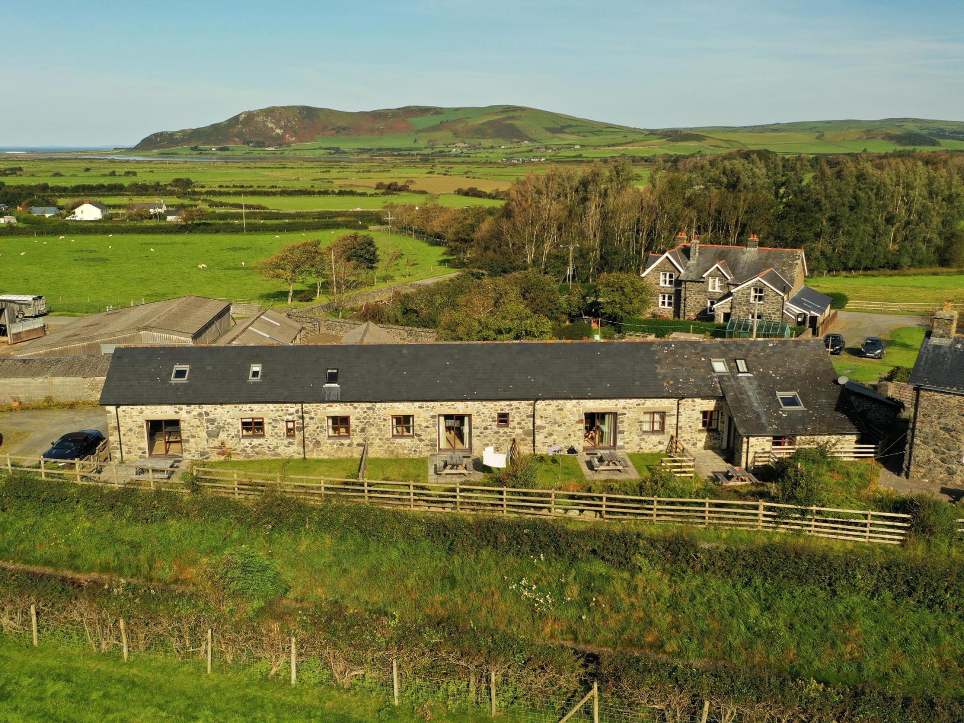 Hendy Farm B & B and Holiday Cottages