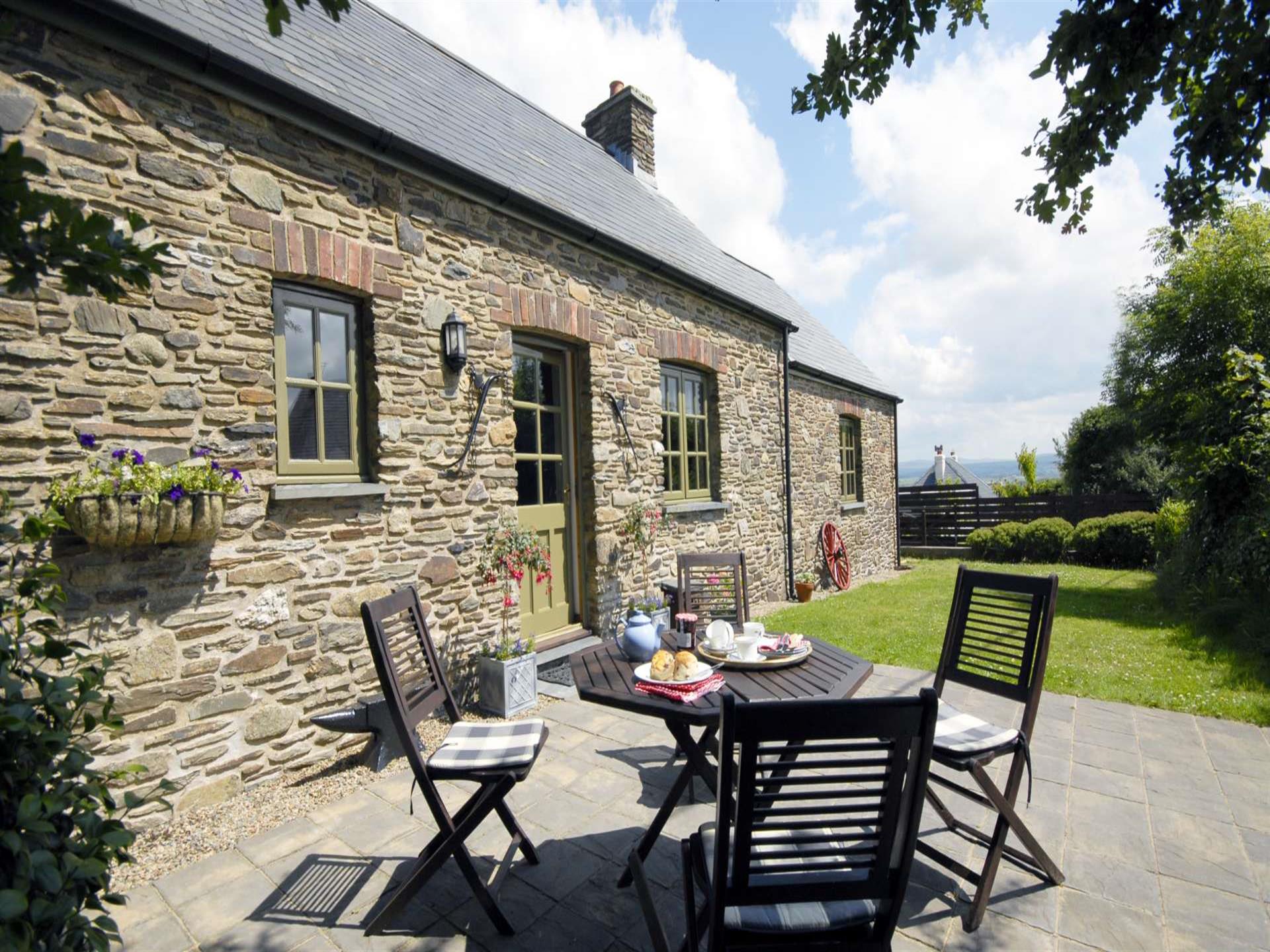 Yr Hen Gof Visitwales