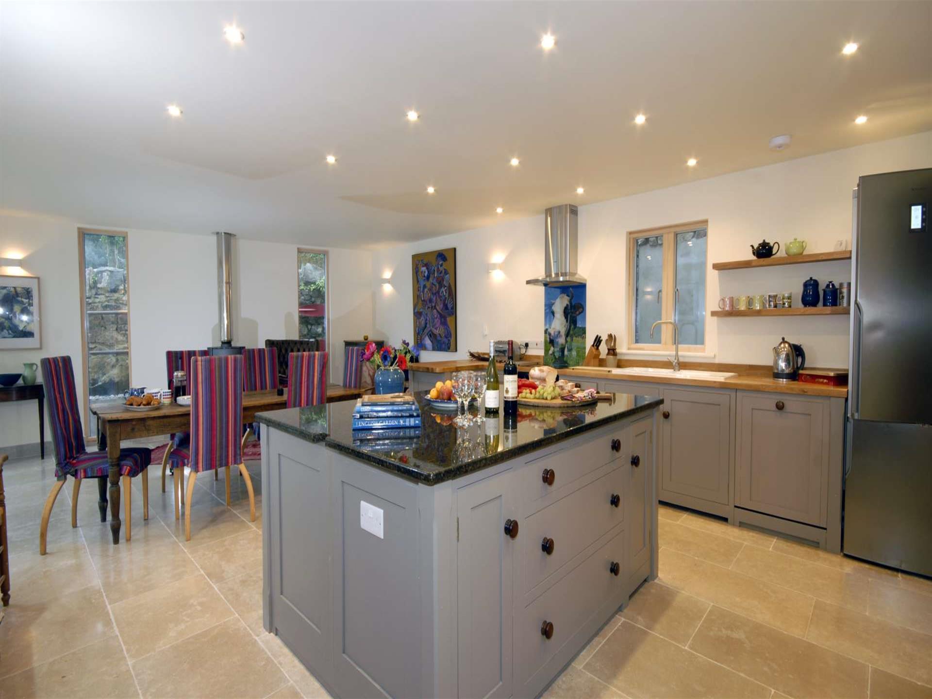 Self catering Pembrokeshire - luxury fitted kitche