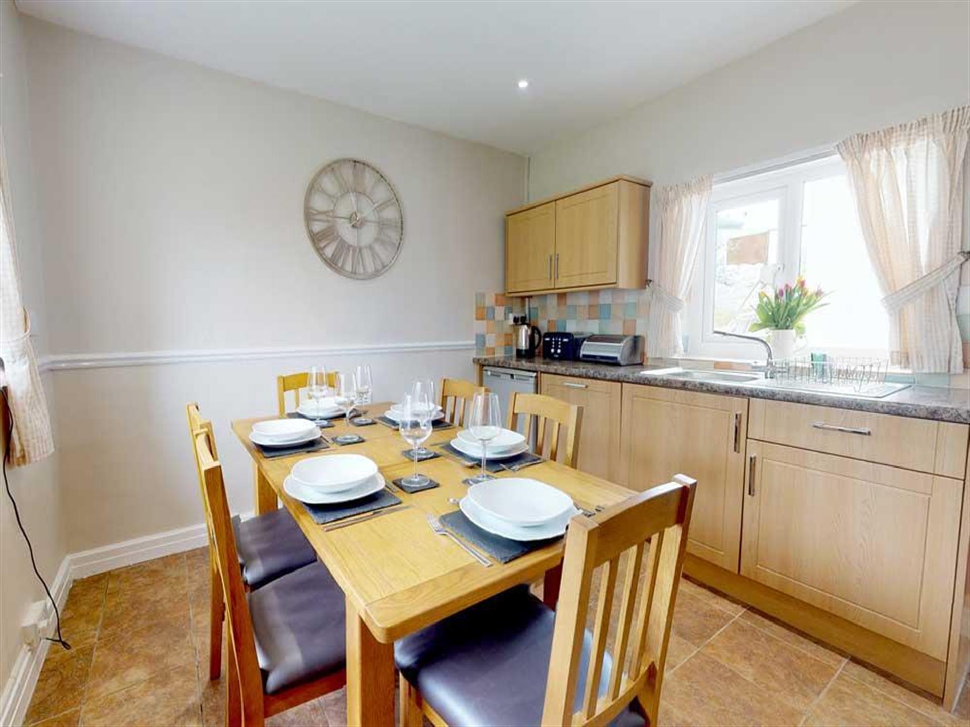 Garth-Kitchen-M1