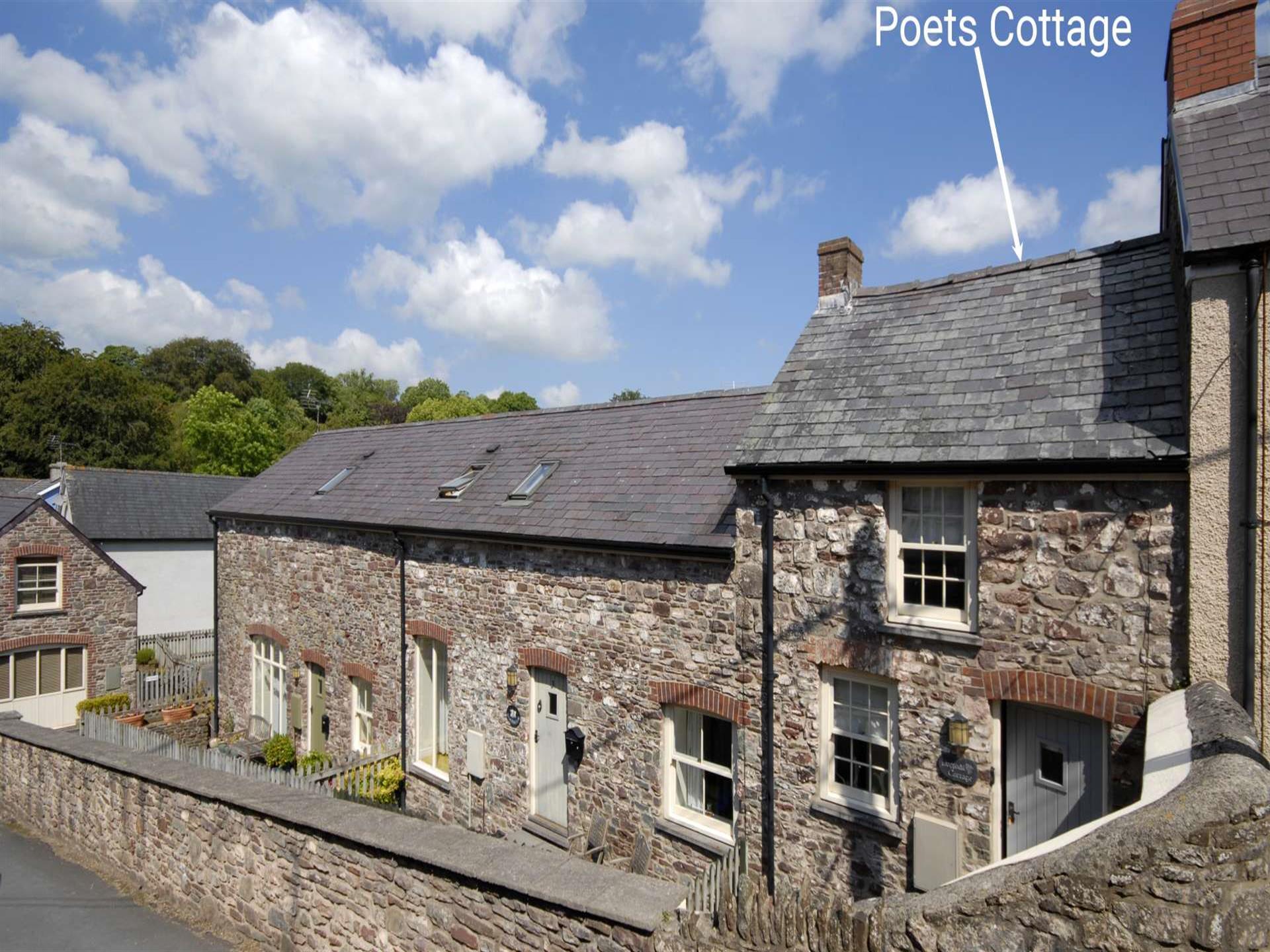 Poets Cottage is a romantic retreat tucked away at